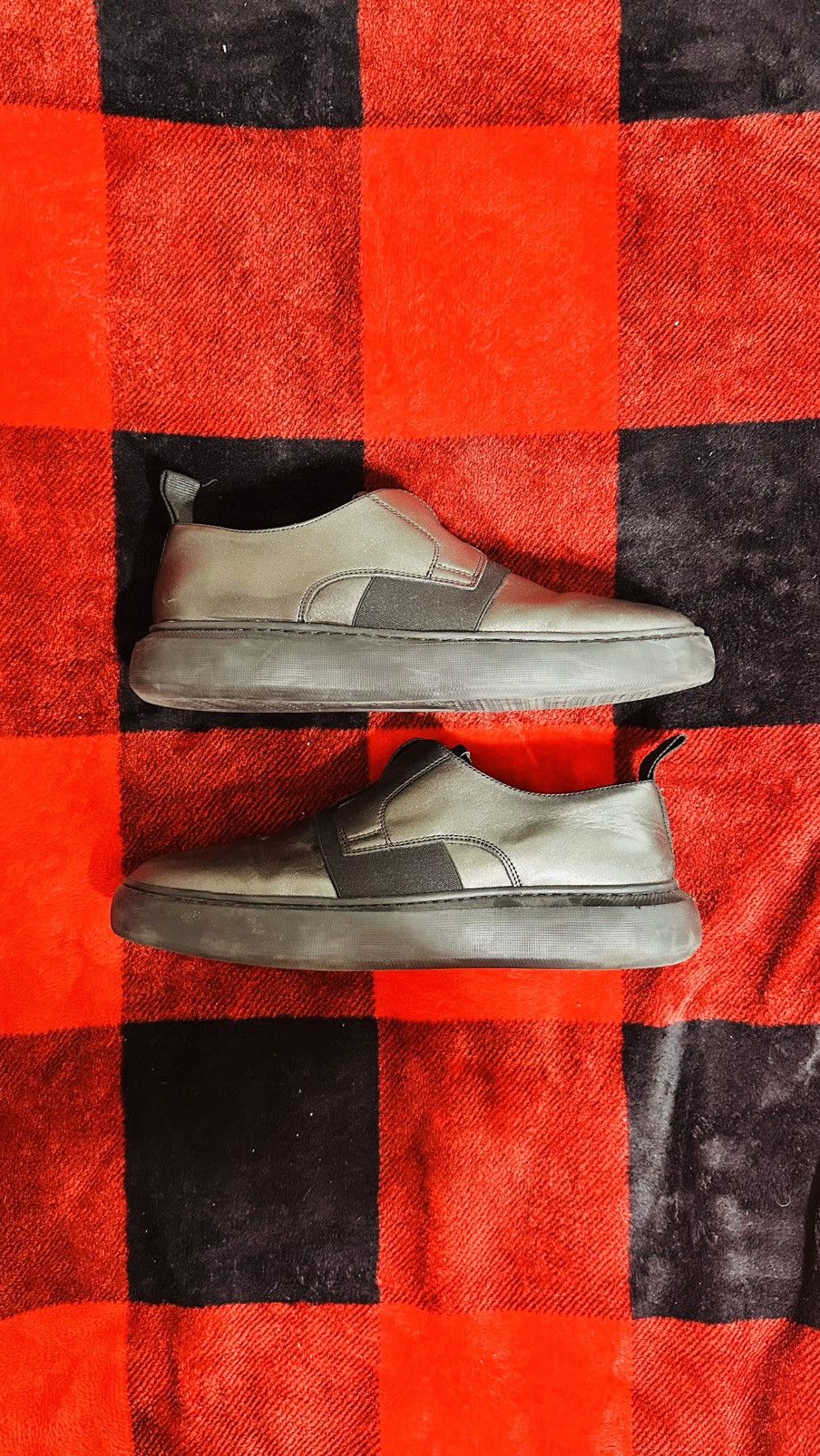Karl Lagerfeld Karl Lagerfeld Paris Men's Laceless Slip-On Metallic Silver Size US 10.5 / EU 43-44 - 1 Thumbnail