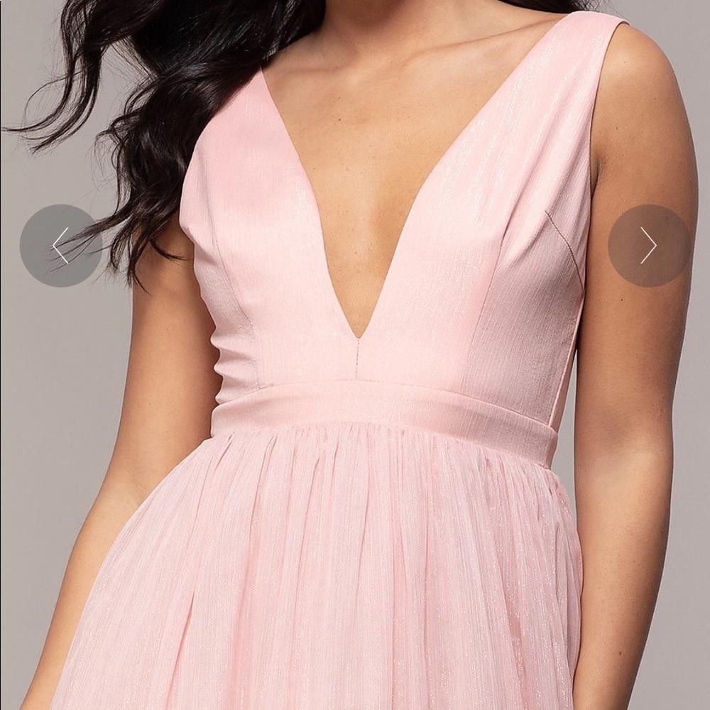 Designer Rose Gold Long Deep-V-Neck Formal Prom Dress Size S / US 4 / IT 40 - 3 Thumbnail