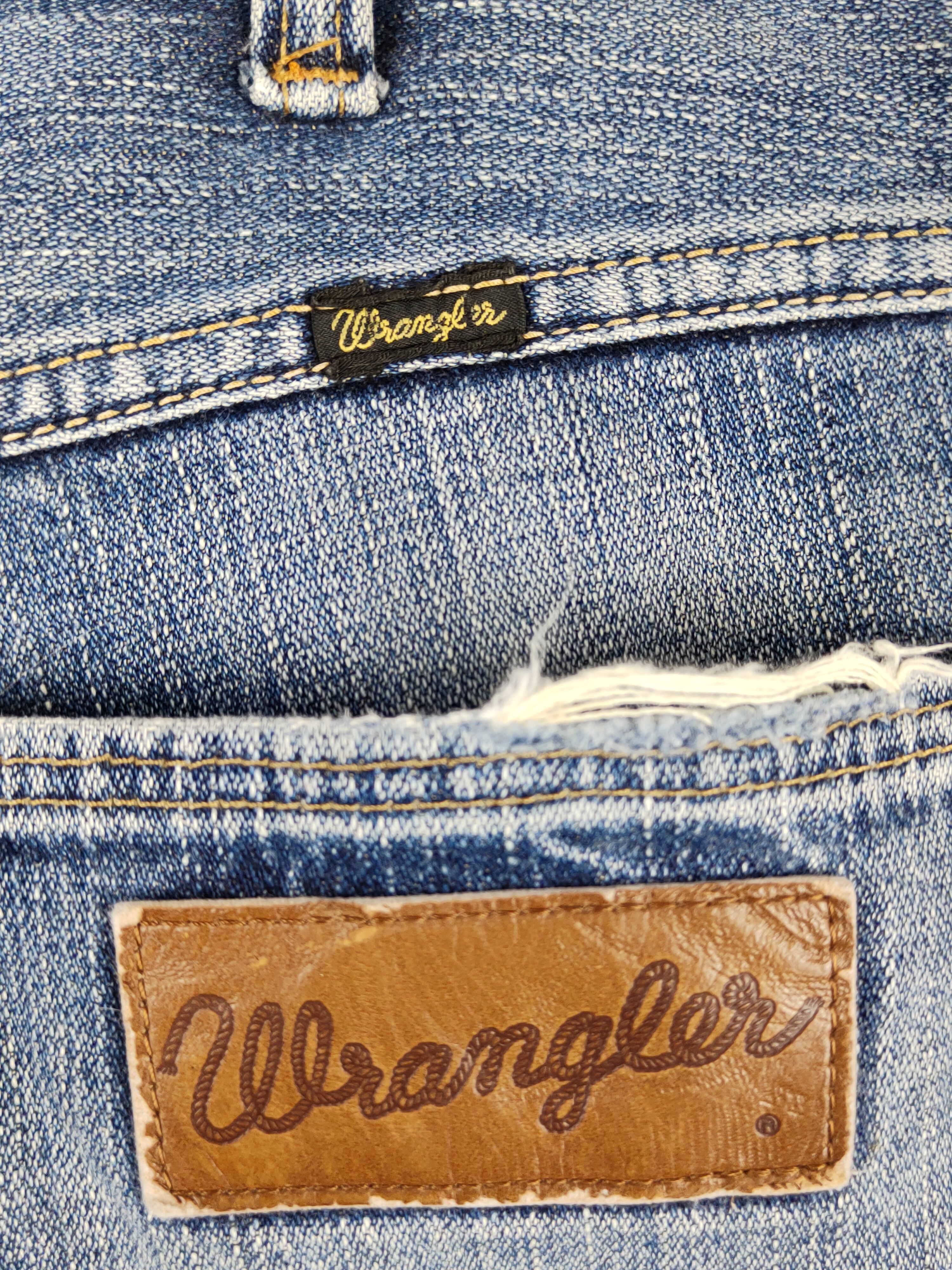 Vintage Wrangler Blue Faded Distressed Ripped Jeans #S1702 Size US 32 / EU 48 - 10 Thumbnail