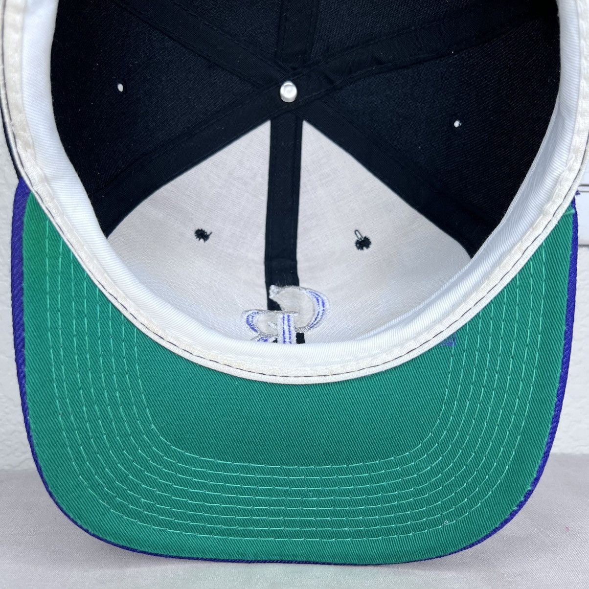 Sports Specialties 1990s Colorado Rockies Sports Specialties Side Logo Snapback Size ONE SIZE - 11 Thumbnail