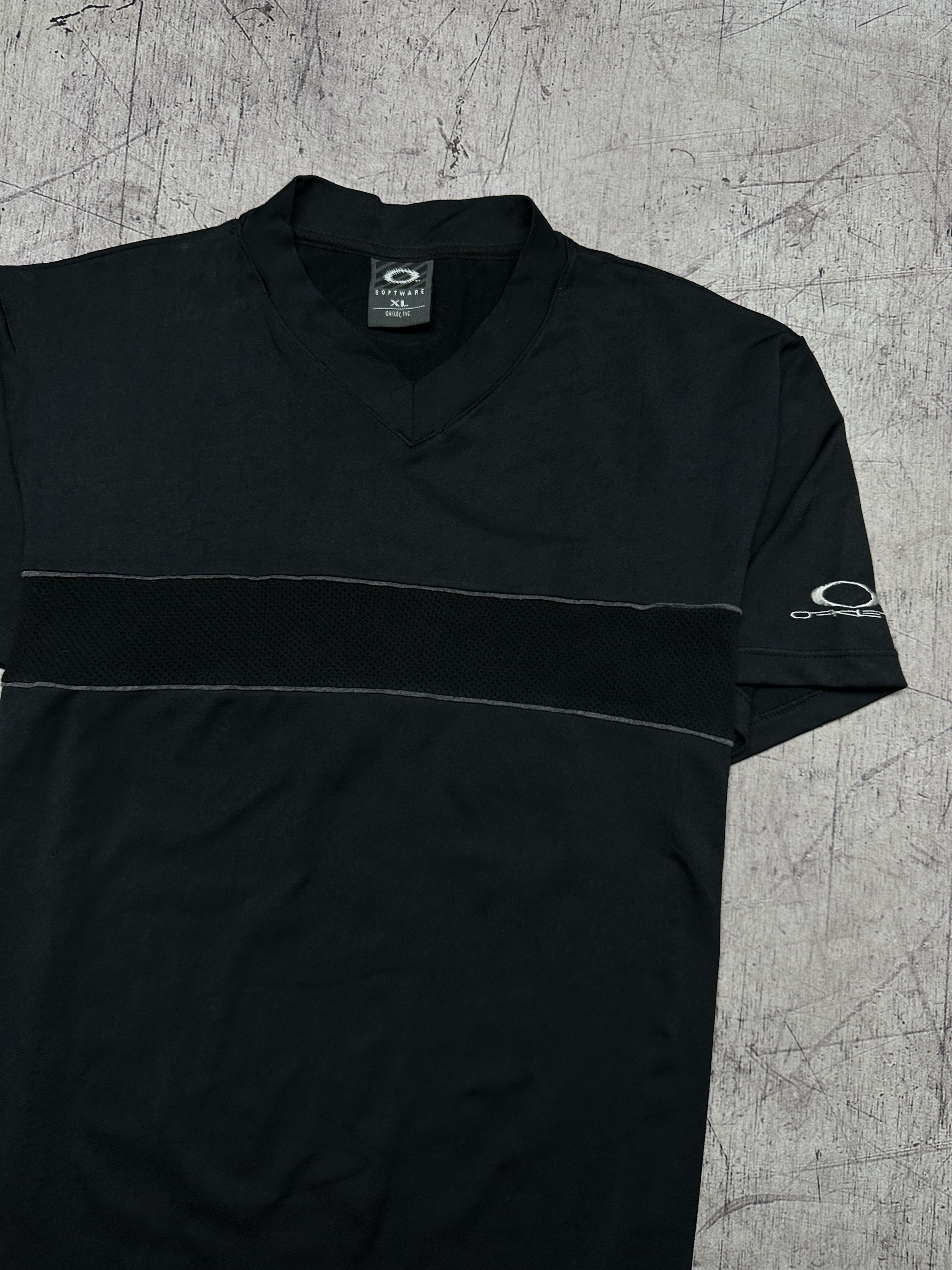 Oakley Oakley Software Vintage Mens V-Neck T-Shirt Size US XL / EU 56 / 4 - 2 Thumbnail
