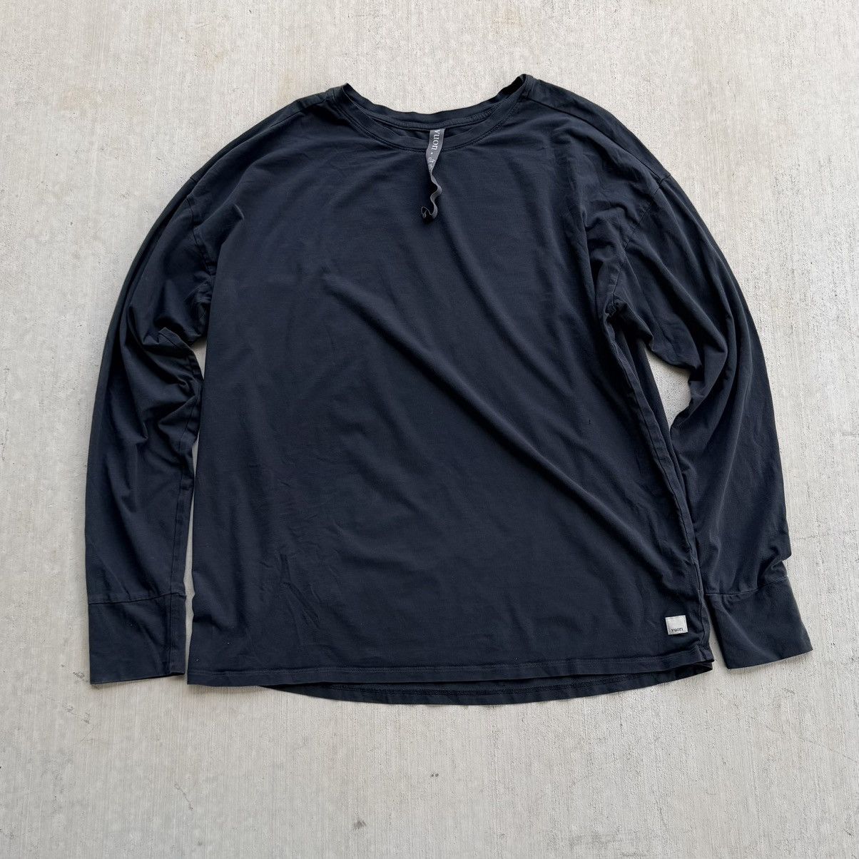 Vuori Vuori Current Tech T Shirt Long Sleeve Black Pullover Size US S / EU 44-46 / 1 - 1 Thumbnail