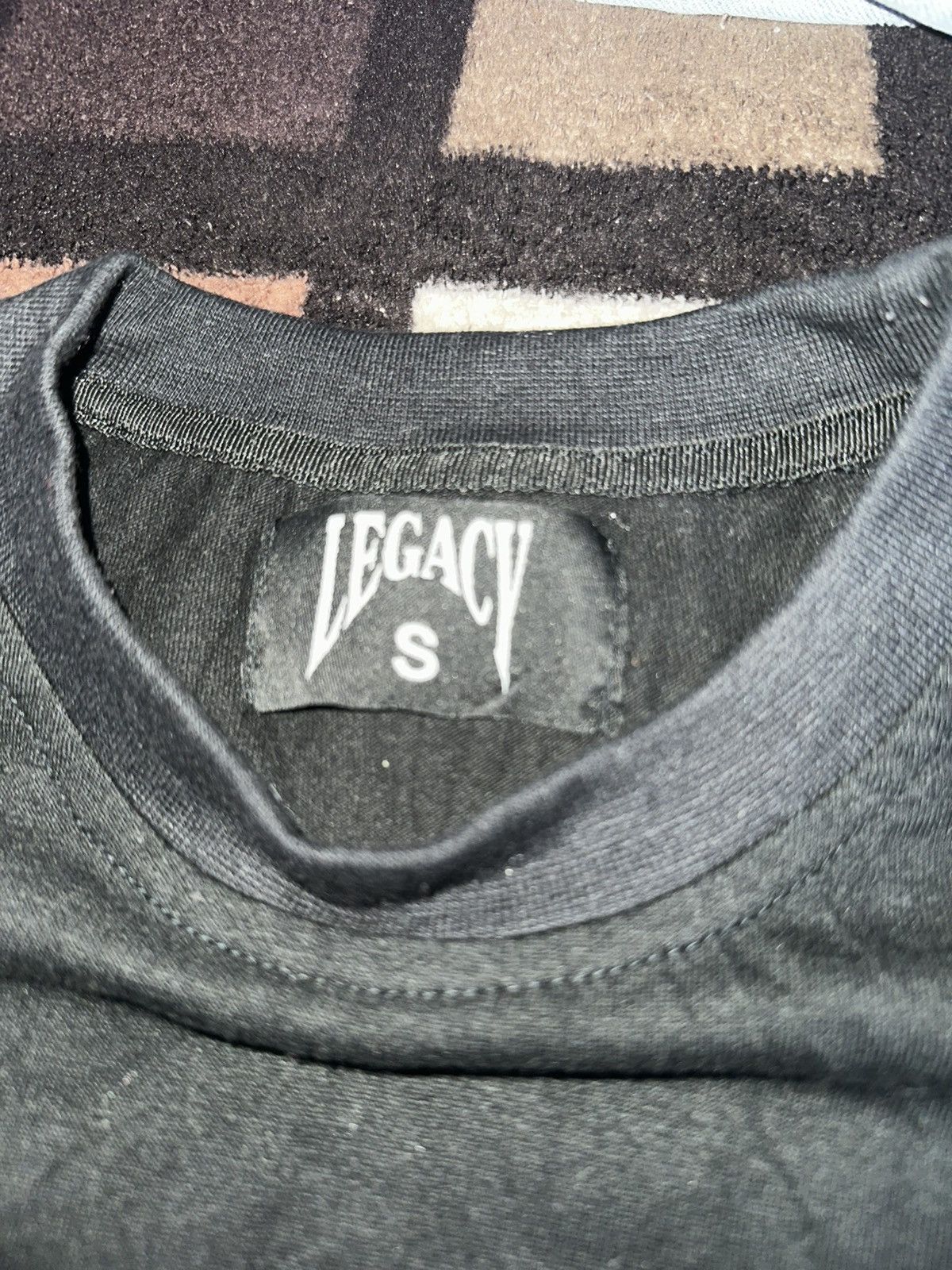Vintage Chasing legacy tee shirt Size US S / EU 44-46 / 1 - 4 Thumbnail