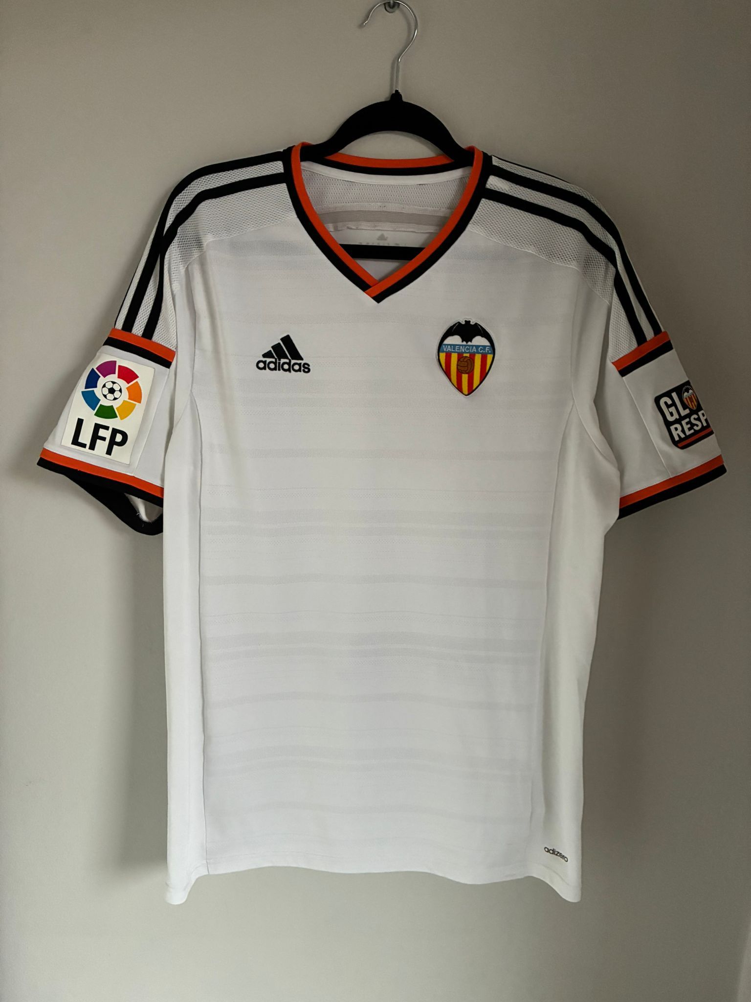 Adidas Adidas football tee Valencia CF 00s Jersey soccer Size US XL / EU 56 / 4 - 1 Thumbnail