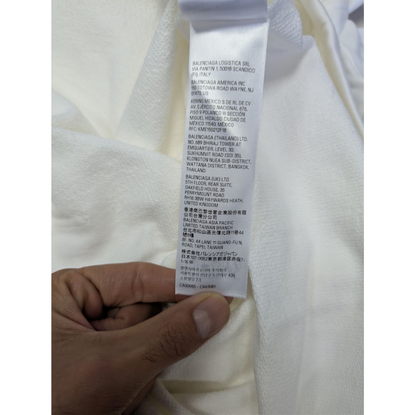 Balenciaga o1rshd1 Large Fit Hoodie in White / Red Size US L / EU 52-54 / 3 - 21 Thumbnail