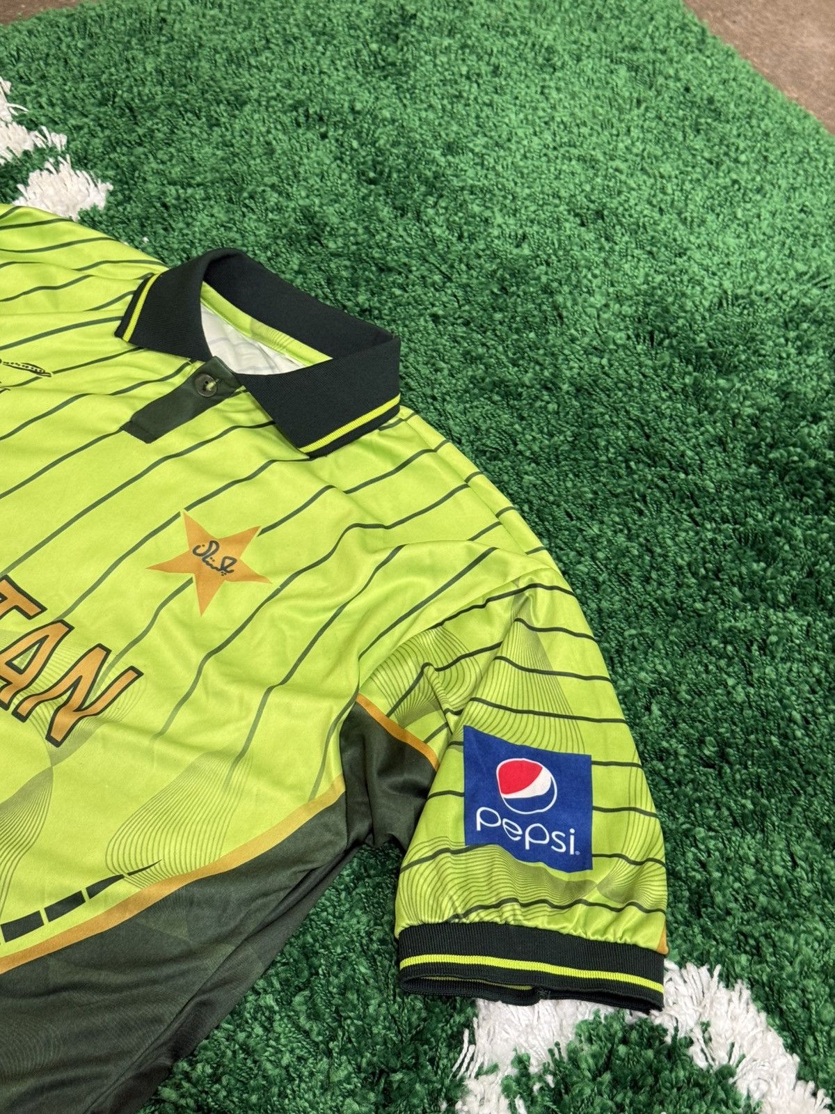 Vintage PAKISTAN Green Collar Jersey Shirt Size US L / EU 52-54 / 3 - 3 Thumbnail