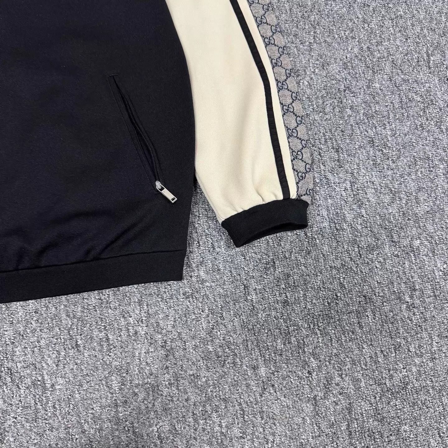 Gucci Gucci Snake Print GG Zip-Up Jacket S Size US S / EU 44-46 / 1 - 4 Thumbnail