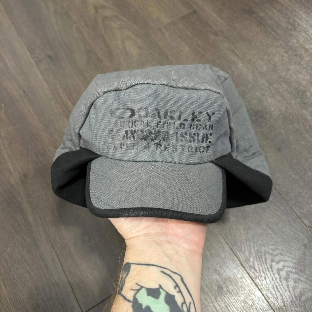 Oakley Vintage Oakley tactical gear trapper hat 90s/00s Size ONE SIZE - 2 Thumbnail