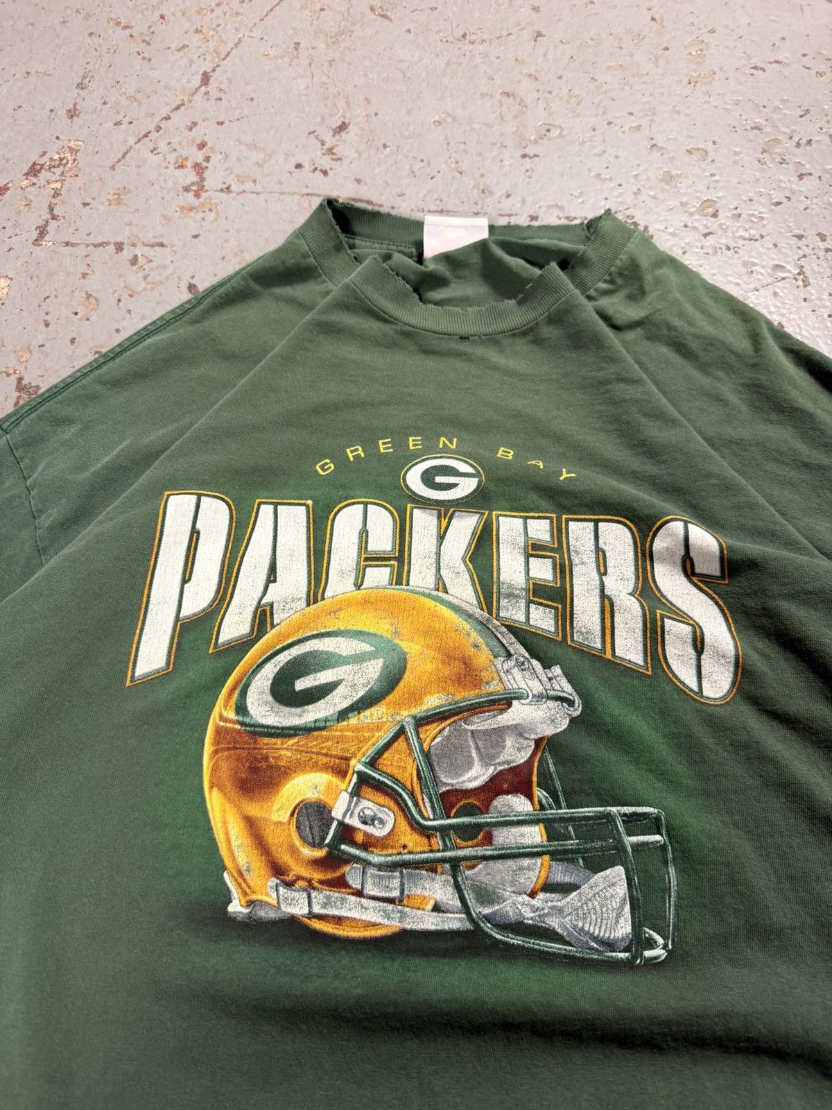 NFL × Other × Vintage Vintage Distressed Green Bay Packers Long sleeve Helmet Tee Size US L / EU 52-54 / 3 - 3 Thumbnail