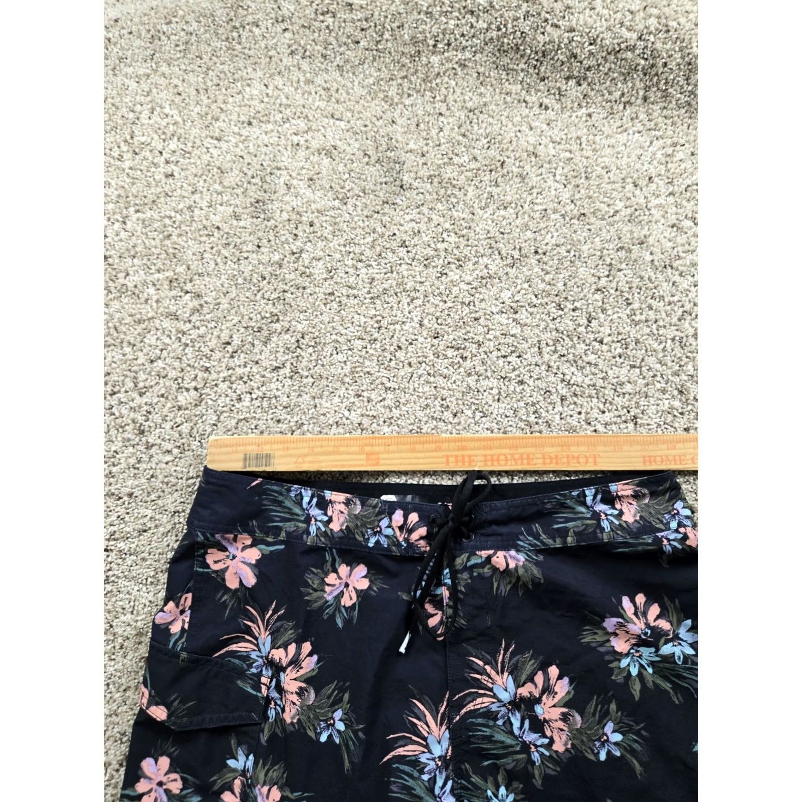 Volcom Volcom Board Shorts Mens 36 Floral Print Drawstring Stretch Beach Surfing Pockets Quick Dry Multicolor 90s? Size US 36 / EU 52 - 7 Thumbnail