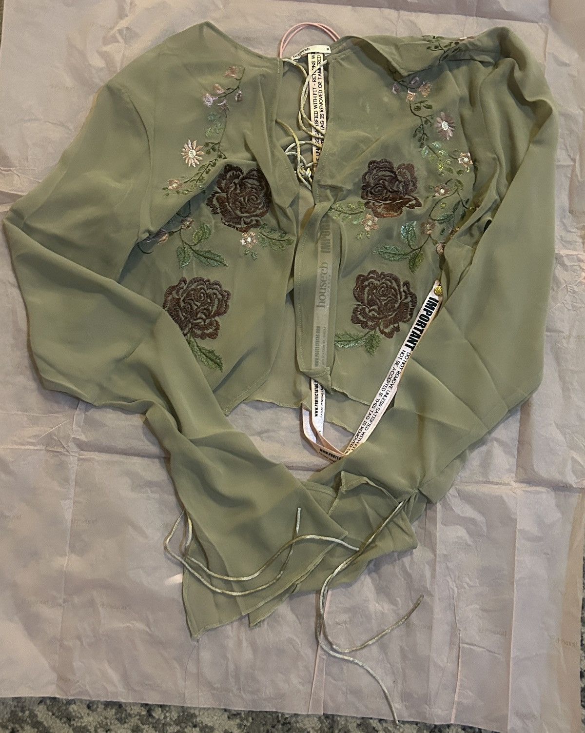 House of CB House of CB ASRA Artichoke Floral Tie Front Top size M Size M / US 6-8 / IT 42-44 - 5 Thumbnail