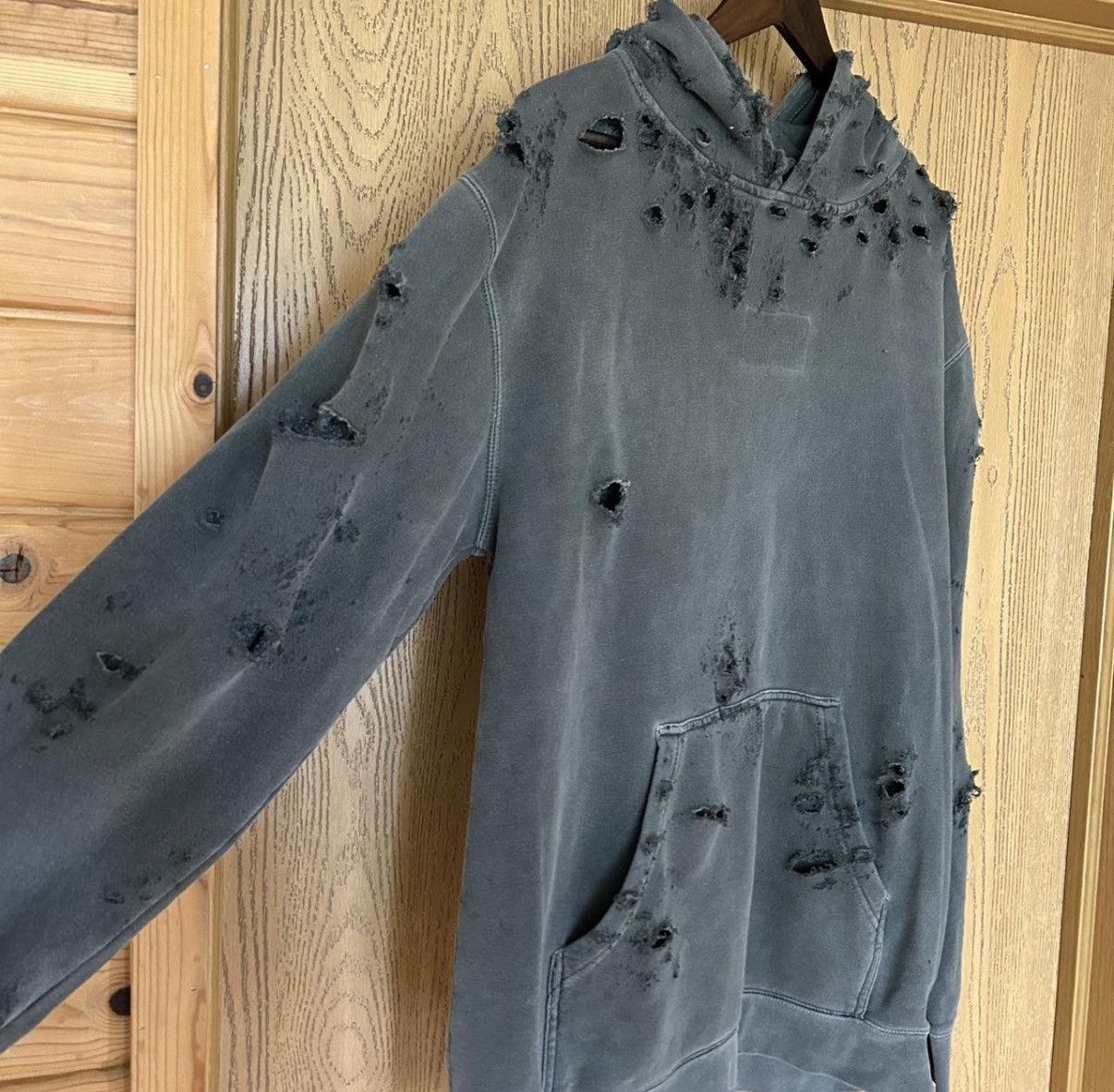 Vintage Sun-faded and Destroyed Hoodie Size US L / EU 52-54 / 3 - 3 Thumbnail
