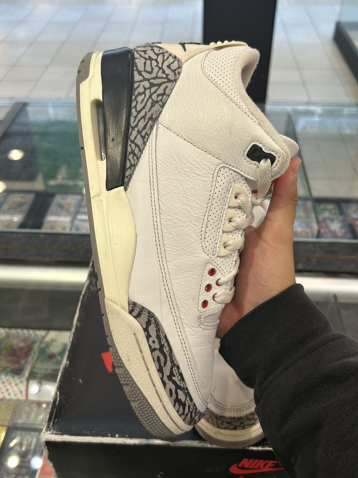 Jordan Brand Jordan 3 white cement reimagine Size US 10 / EU 43 - 6 Thumbnail
