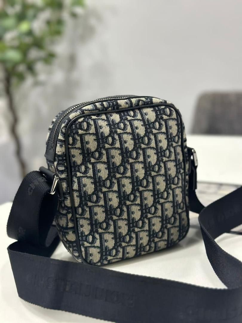 Christian Dior Monsieur × Dior Authentic Christian Dior Oblique Blue Beige Crossbody Bag Size ONE SIZE - 3 Thumbnail