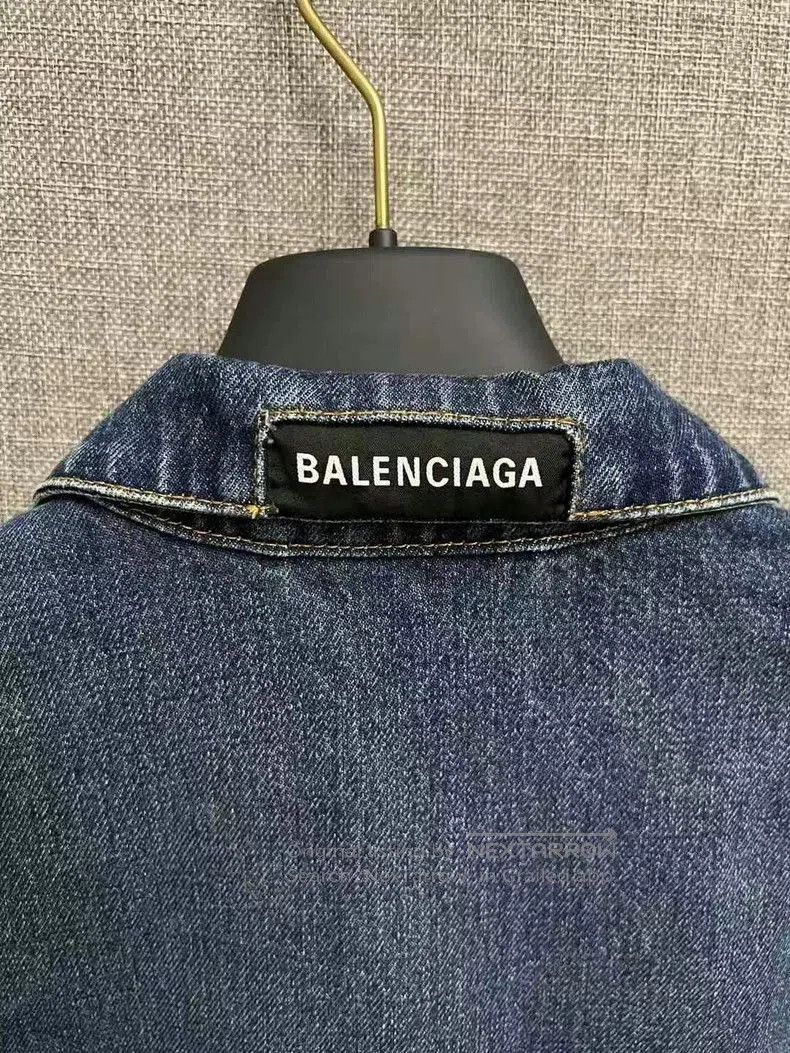 Balenciaga Balenciaga Inverted Denim Jacket. Size US S / EU 44-46 / 1 - 3 Thumbnail