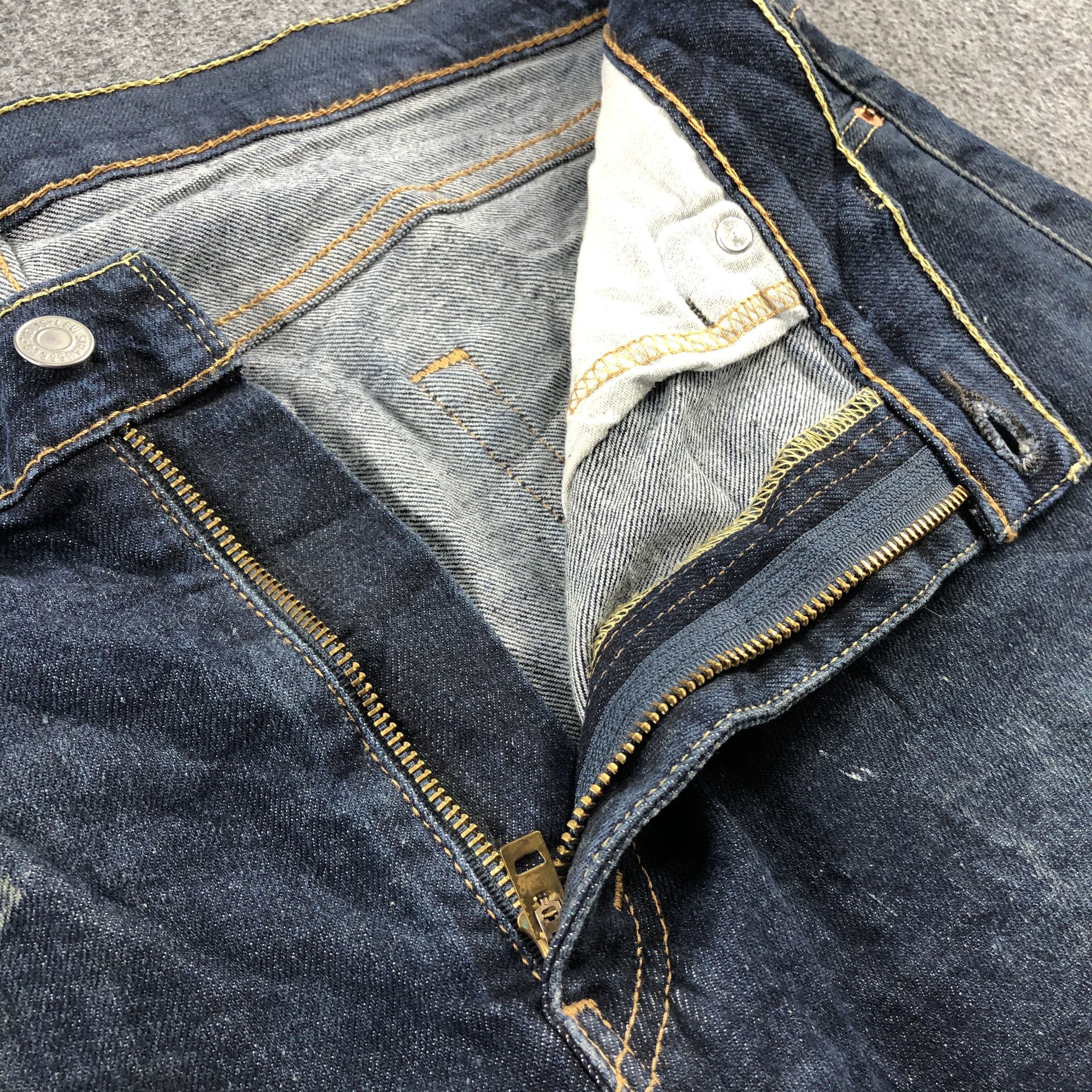 Levi's Vintage Faded Black Levis 514 Jeans-J2610 Size US 36 / EU 52 - 10 Thumbnail