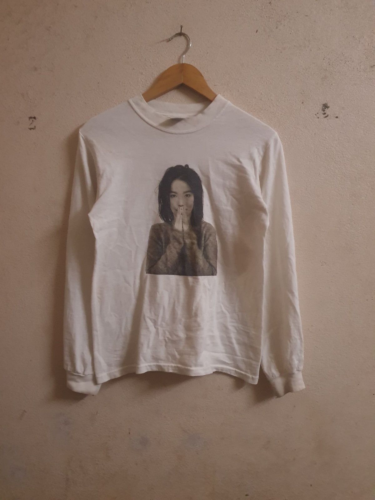 Anvil Vintage bjork debut promo Size US S / EU 44-46 / 1 - 1 Thumbnail