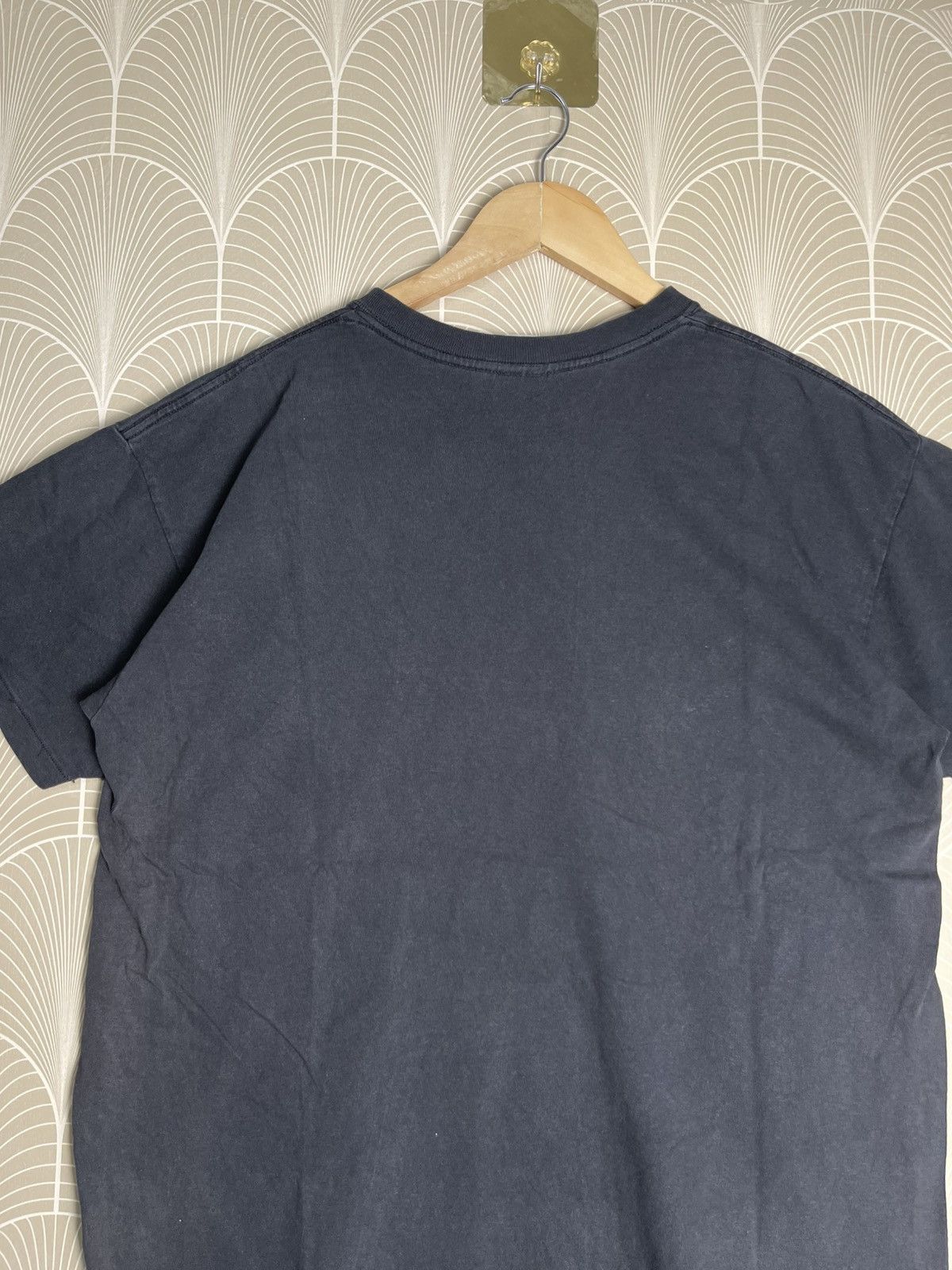Armani Exchange × Vintage VINTAGE 90s ARMANI EXCHANGE CENTER LOGO TSHIRT SINGLE STITCH Size US L / EU 52-54 / 3 - 10 Thumbnail