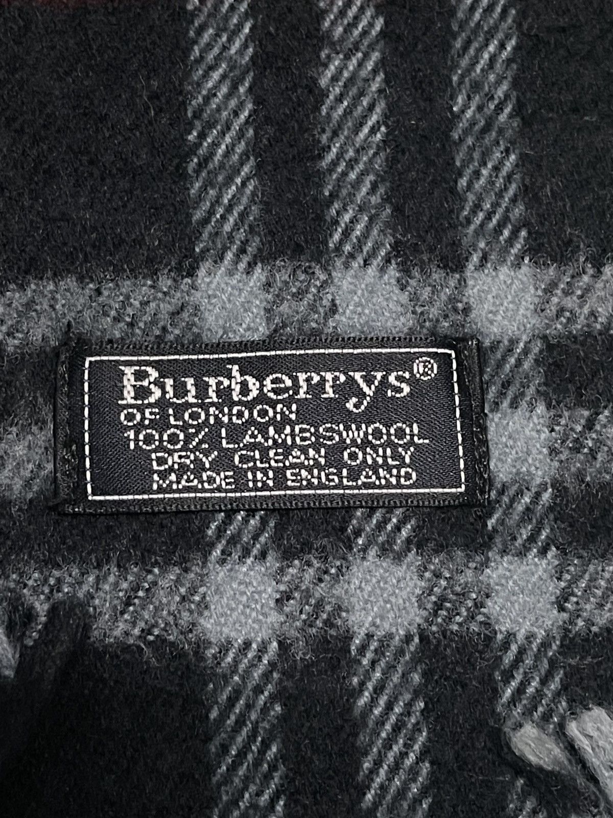 Burberry × Vintage Vintage Burberrys London Nova Check Navy Wool Size ONE SIZE - 2 Thumbnail