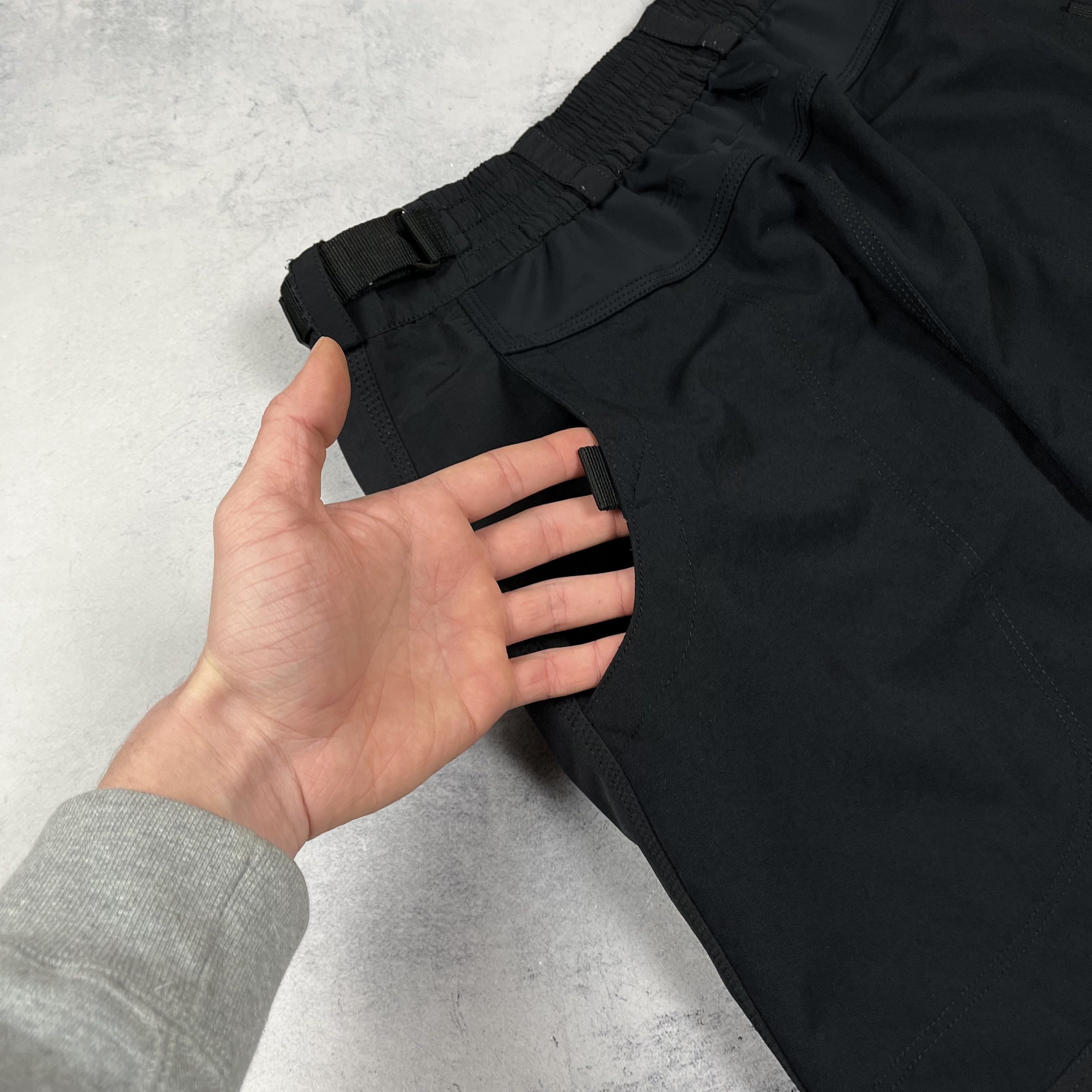 Rapha Endura Singletrack II Techwear Shorts Size US 36 / EU 52 - 15 Thumbnail