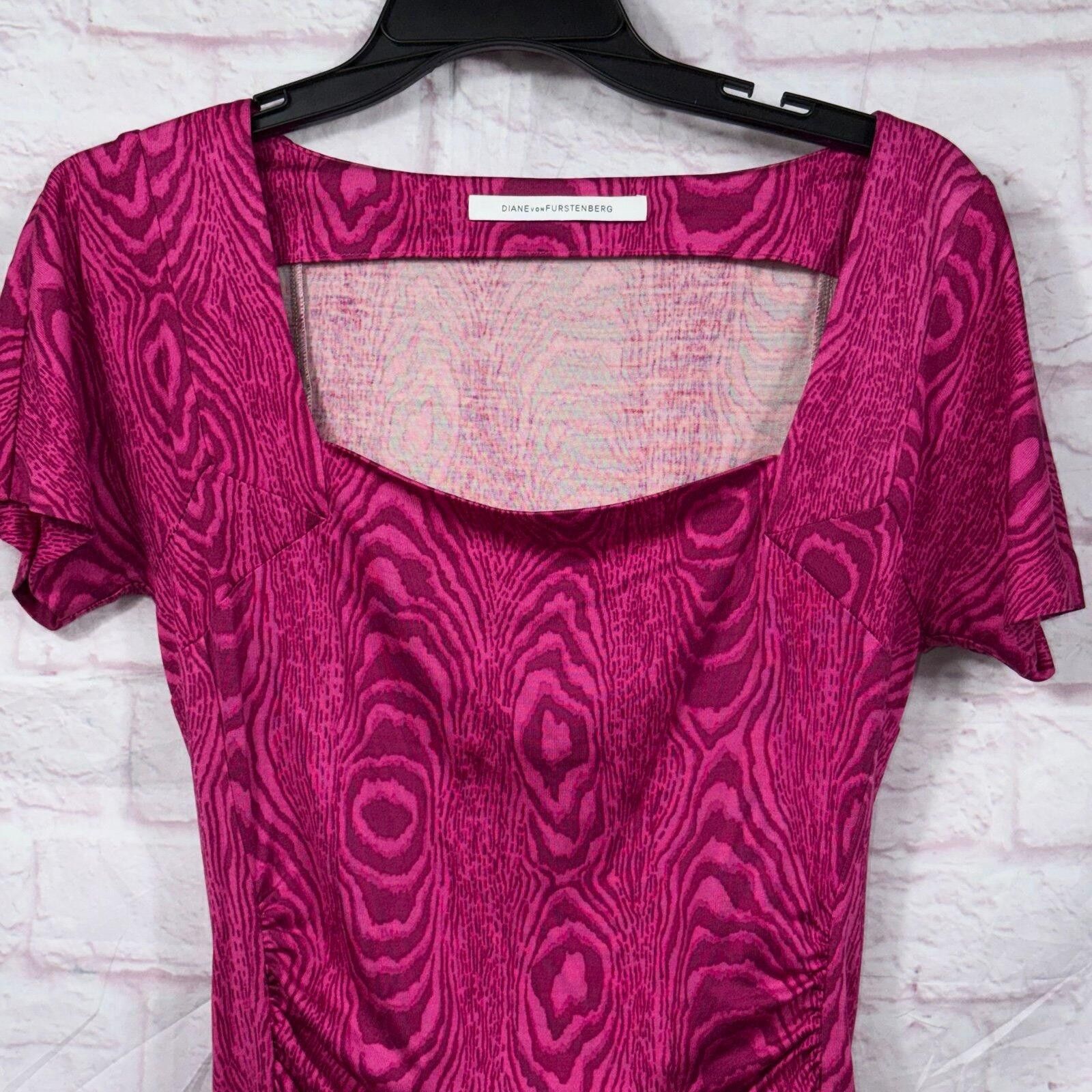 Diane von Furstenberg Diane von Furstenberg Pink Patterned Dress Size ONE SIZE - 2 Thumbnail