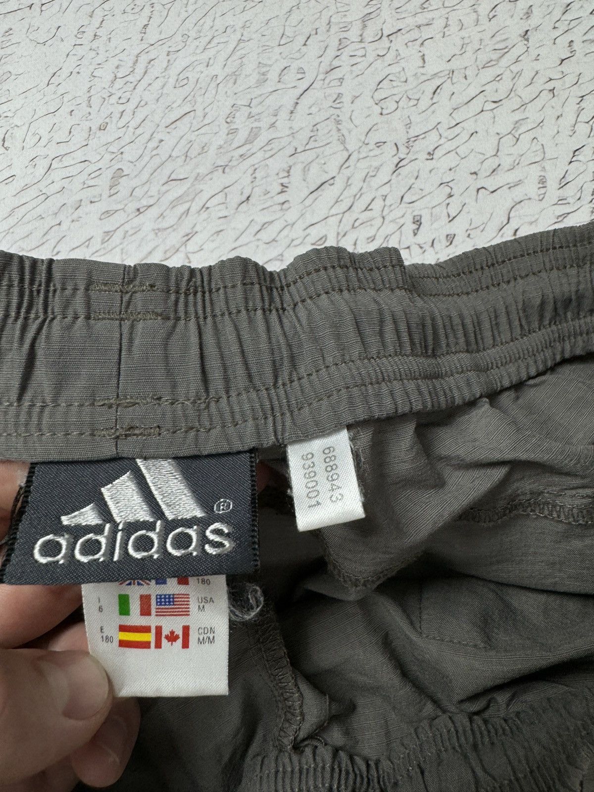 Adidas Adidas vntg y2k outdoor hiking 2 in 1 tightened track pants Size US 34 / EU 50 - 10 Thumbnail