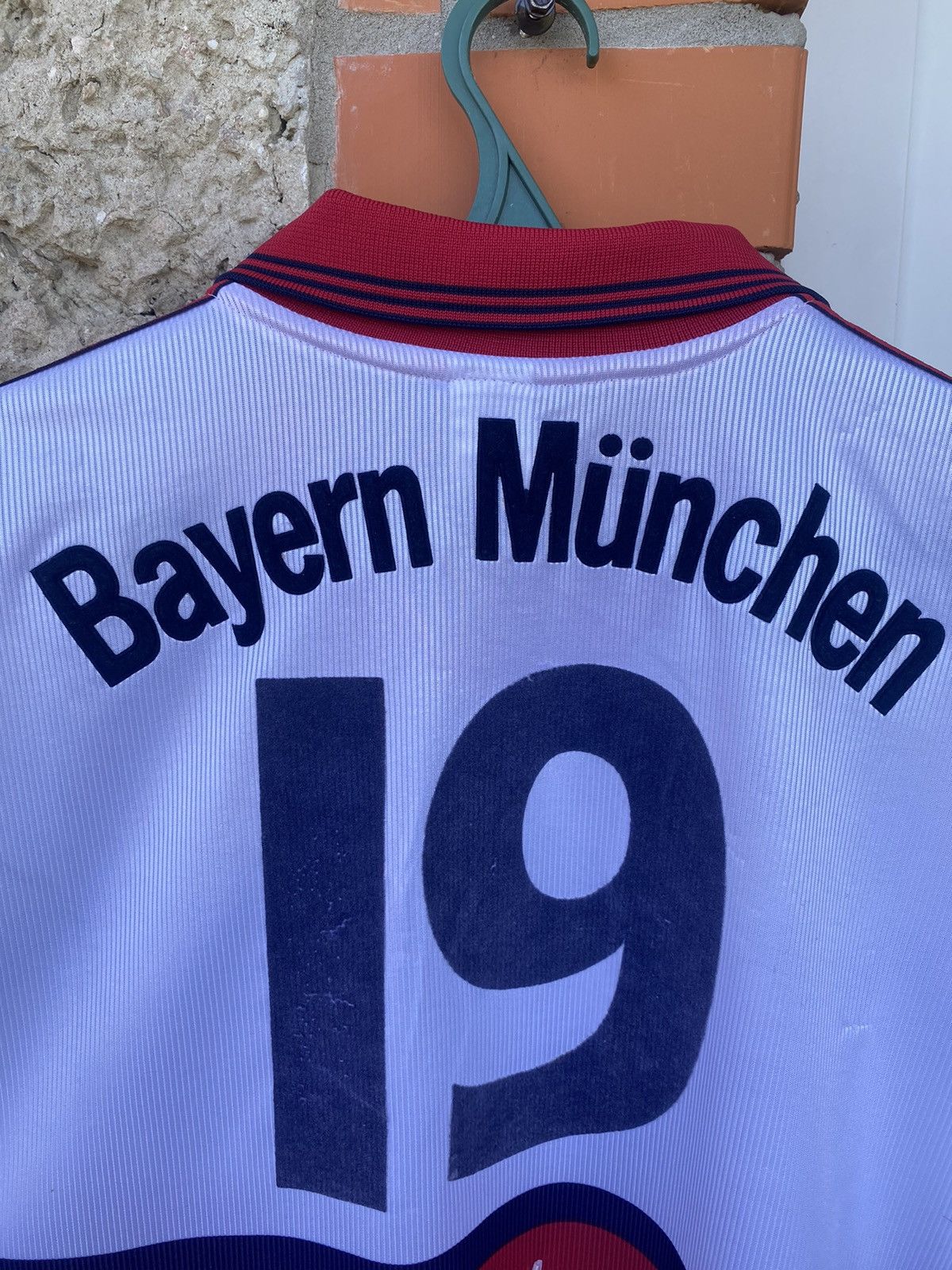 Vintage Vintage Soccer jersey Bayern Munich Opel 19 #Jancker size XL Size US XL / EU 56 / 4 - 13 Thumbnail