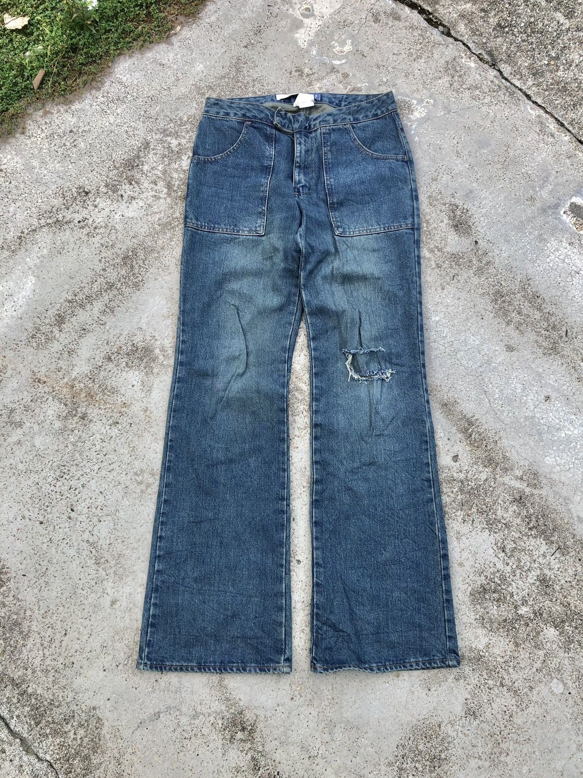 Gap × Vintage FLARE⚡️⚡️GAP TAB FRONT DISTRESSED DENIM Size 30" / US 8 / IT 44 - 1 Thumbnail