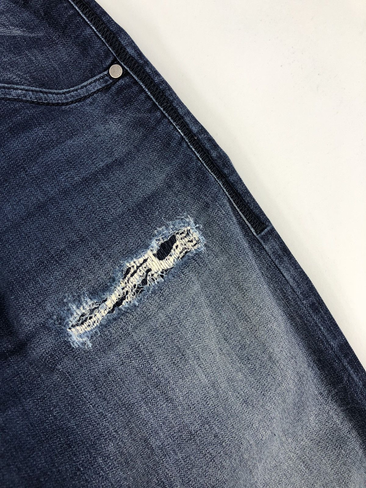 Diesel Diesel Distressed Faded Blue Denim Sweatpants Size 26-30 Size US 26 / EU 42 - 9 Thumbnail