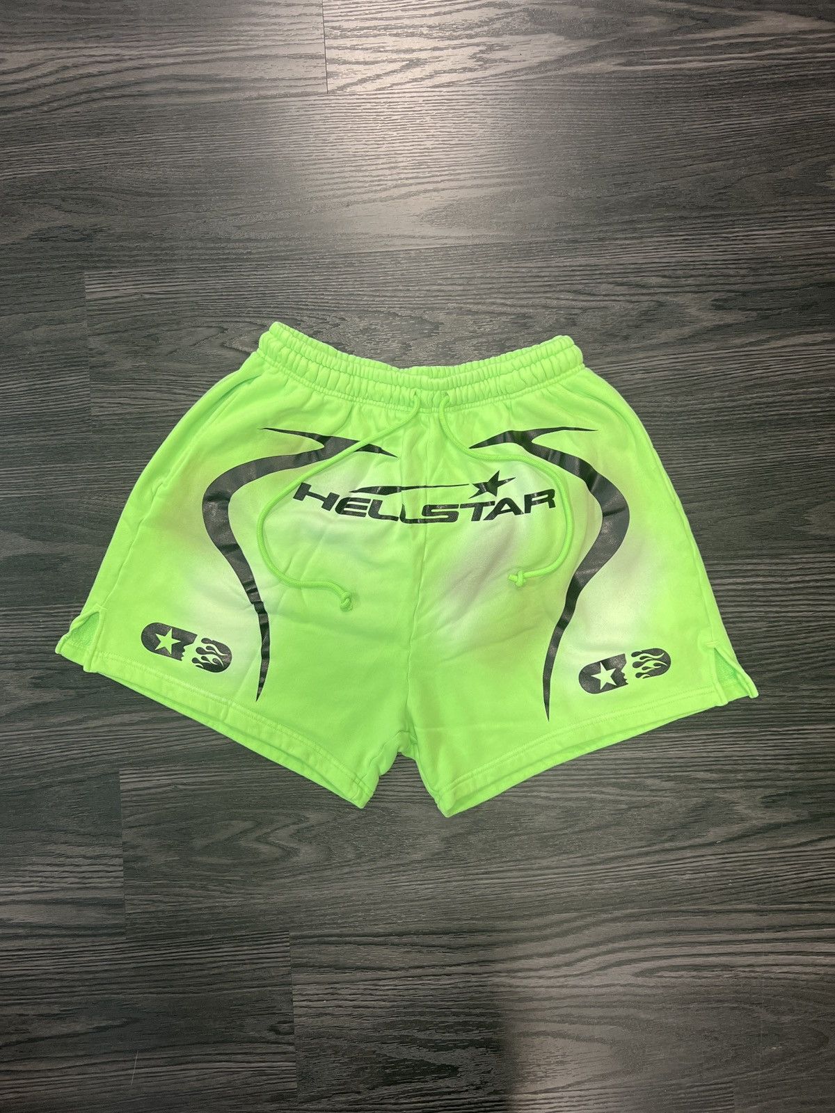 HELLSTAR Hellstar Neon Green Warm Up Shorts Size US 32 / EU 48 - 1 Thumbnail