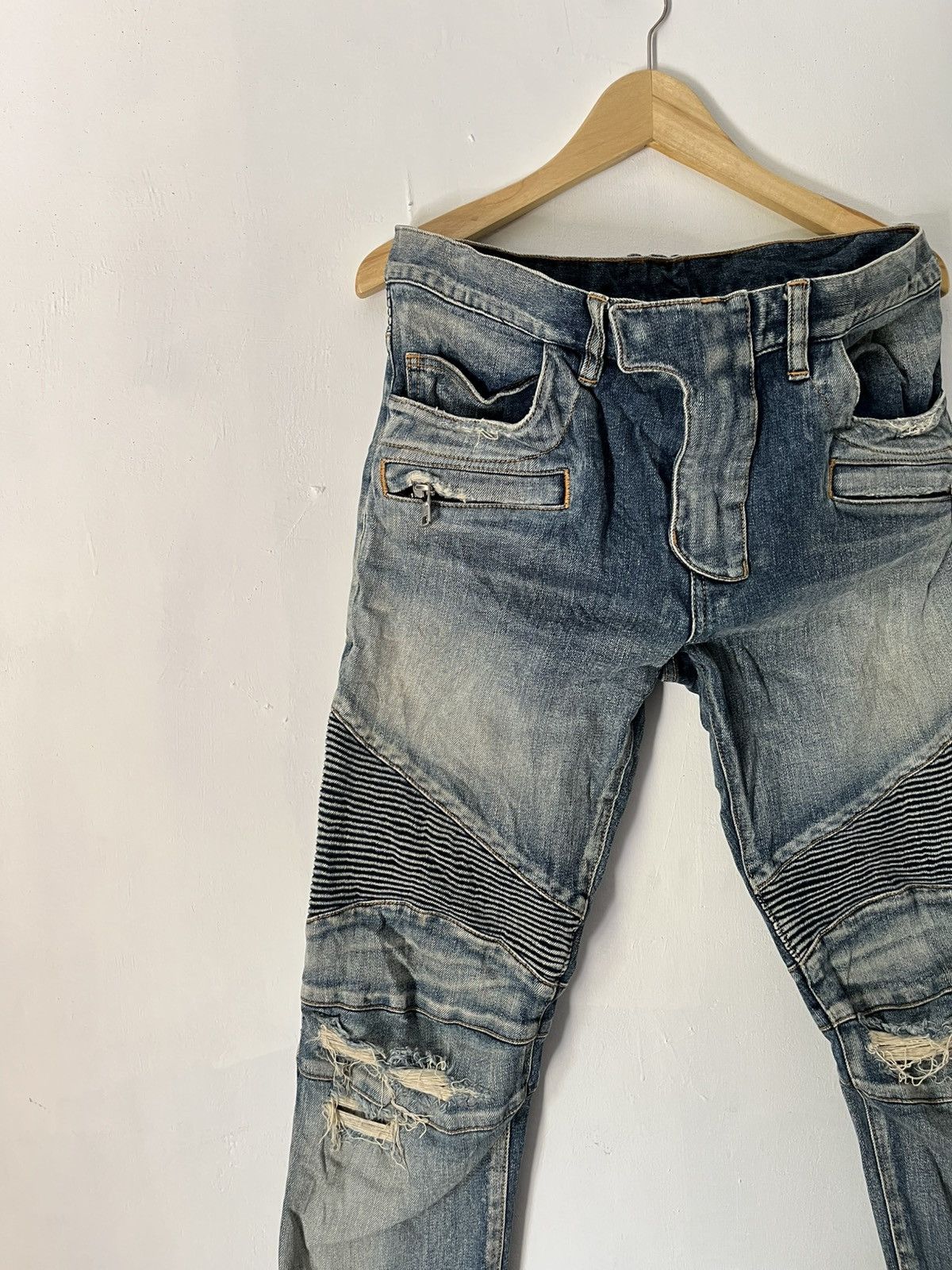 Balmain Decarnin distressed biker jeans Size US 32 / EU 48 - 4 Thumbnail