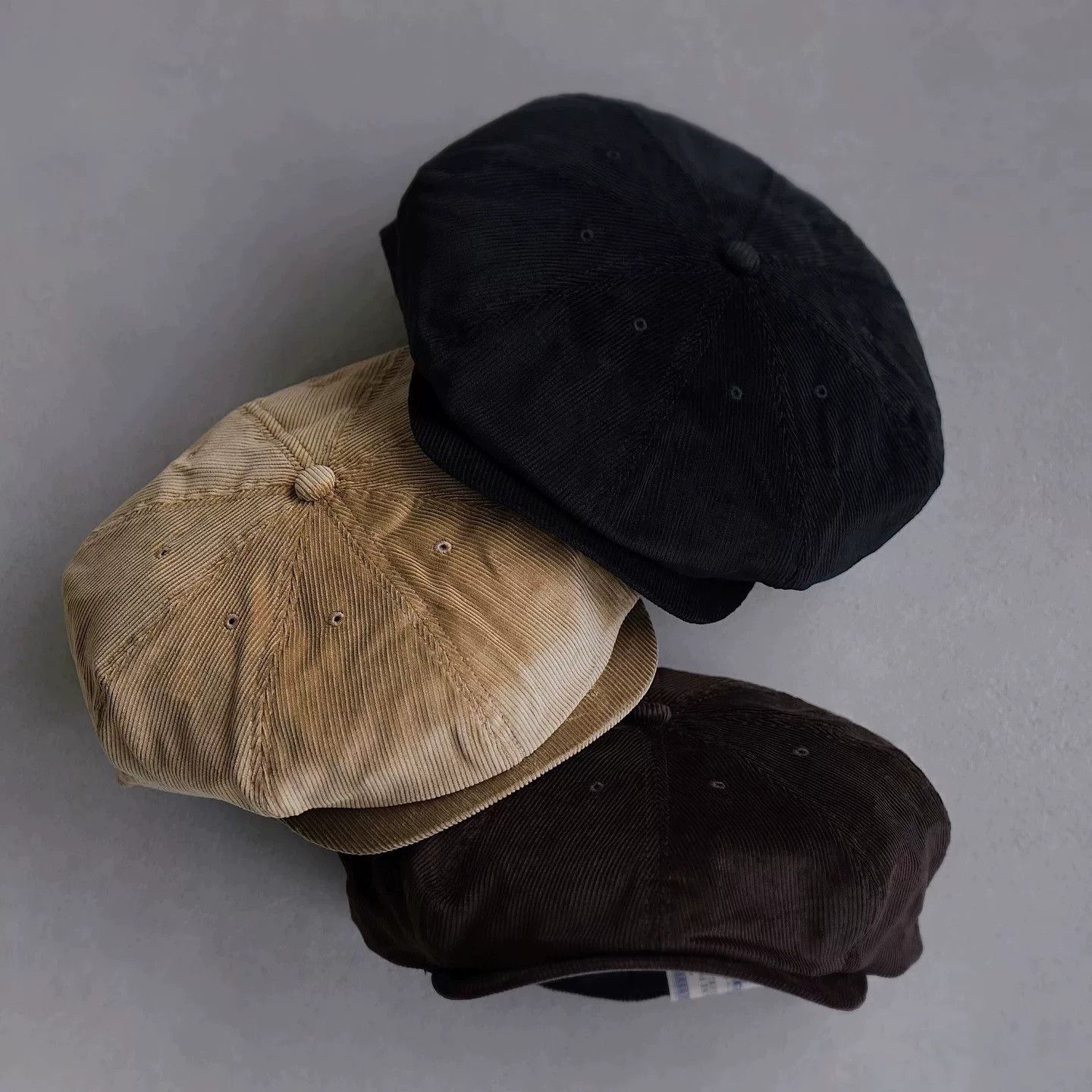 THE H.W.DOG&CO. H.W.DOG Classic Corduroy Newsboy Cap Size ONE SIZE - 1 Thumbnail