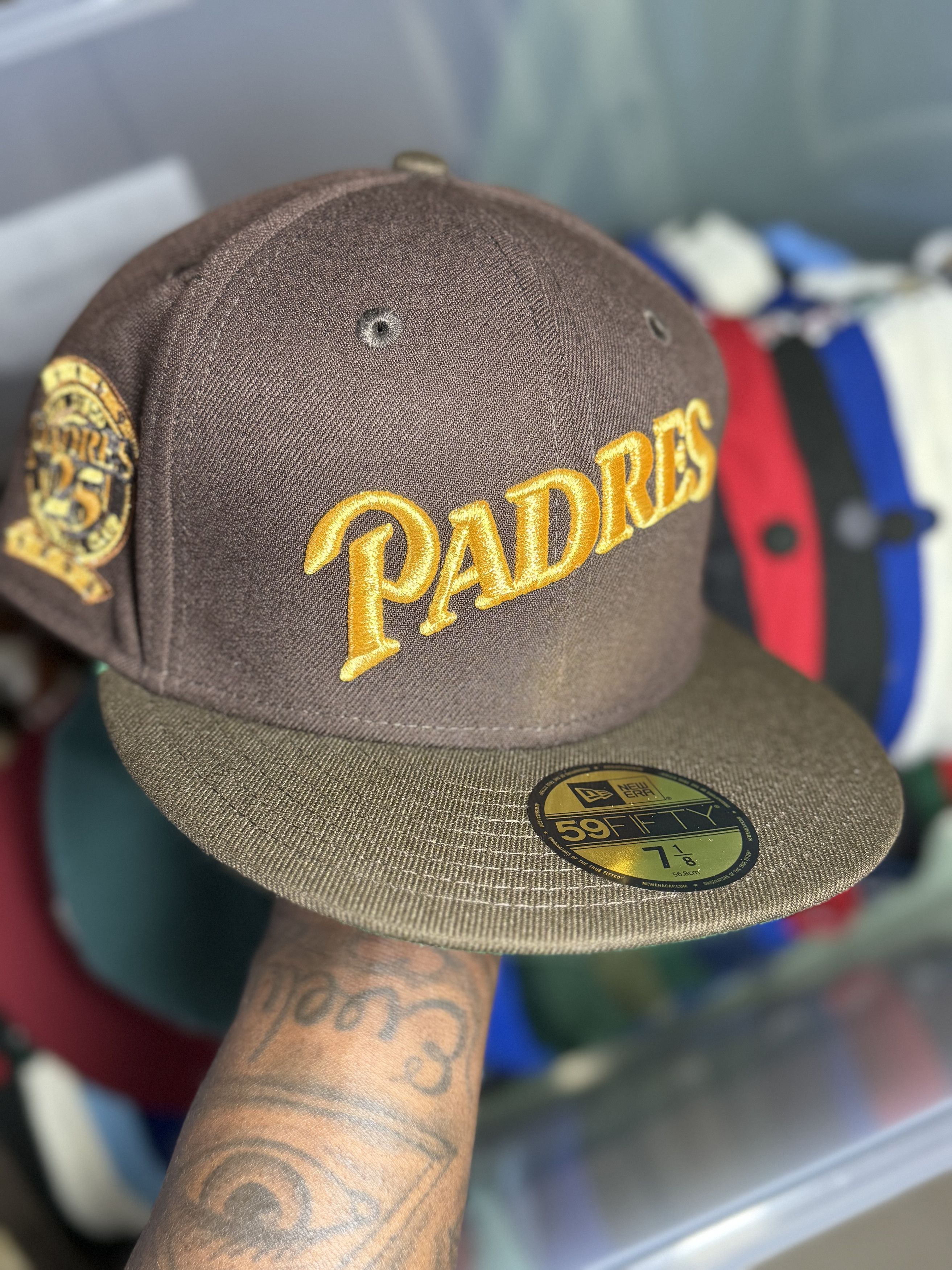 Hat Club × New Era 7 1/8 SD PADRES 25TH ANNIV. MILK CHOC. BAR W/ GOLD ALMONDS Size ONE SIZE - 3 Thumbnail