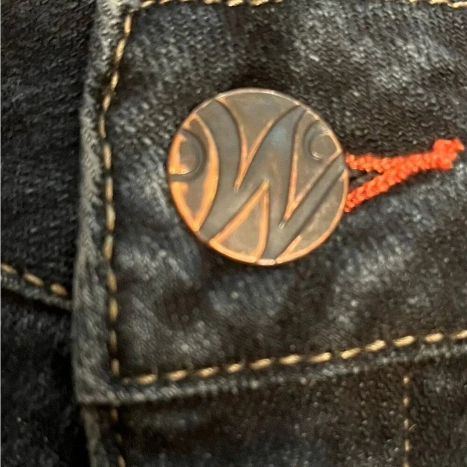 The Unbranded Brand Worn Jeans in good condition, size 6 (28) Size 28" / US 6 / IT 42 - 7 Thumbnail