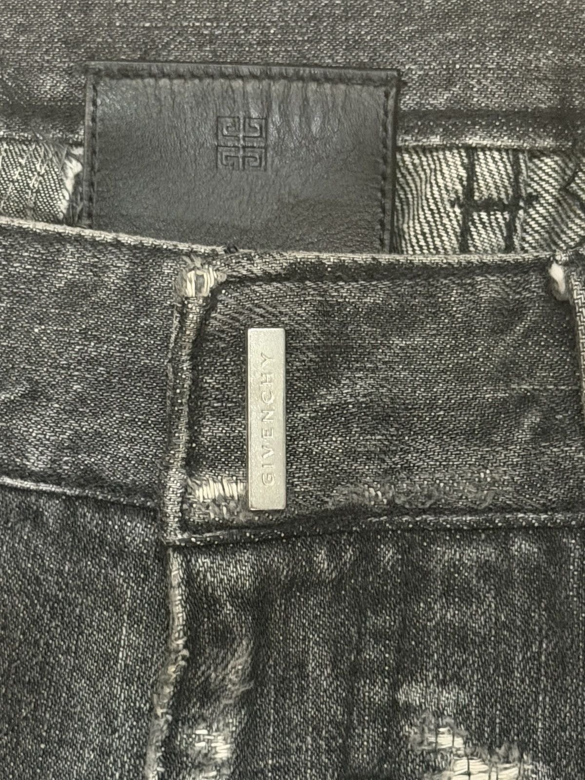 Givenchy Givenchy Moleskin Distressed Boro Denim Jeans Black Size US 33 - 4 Thumbnail