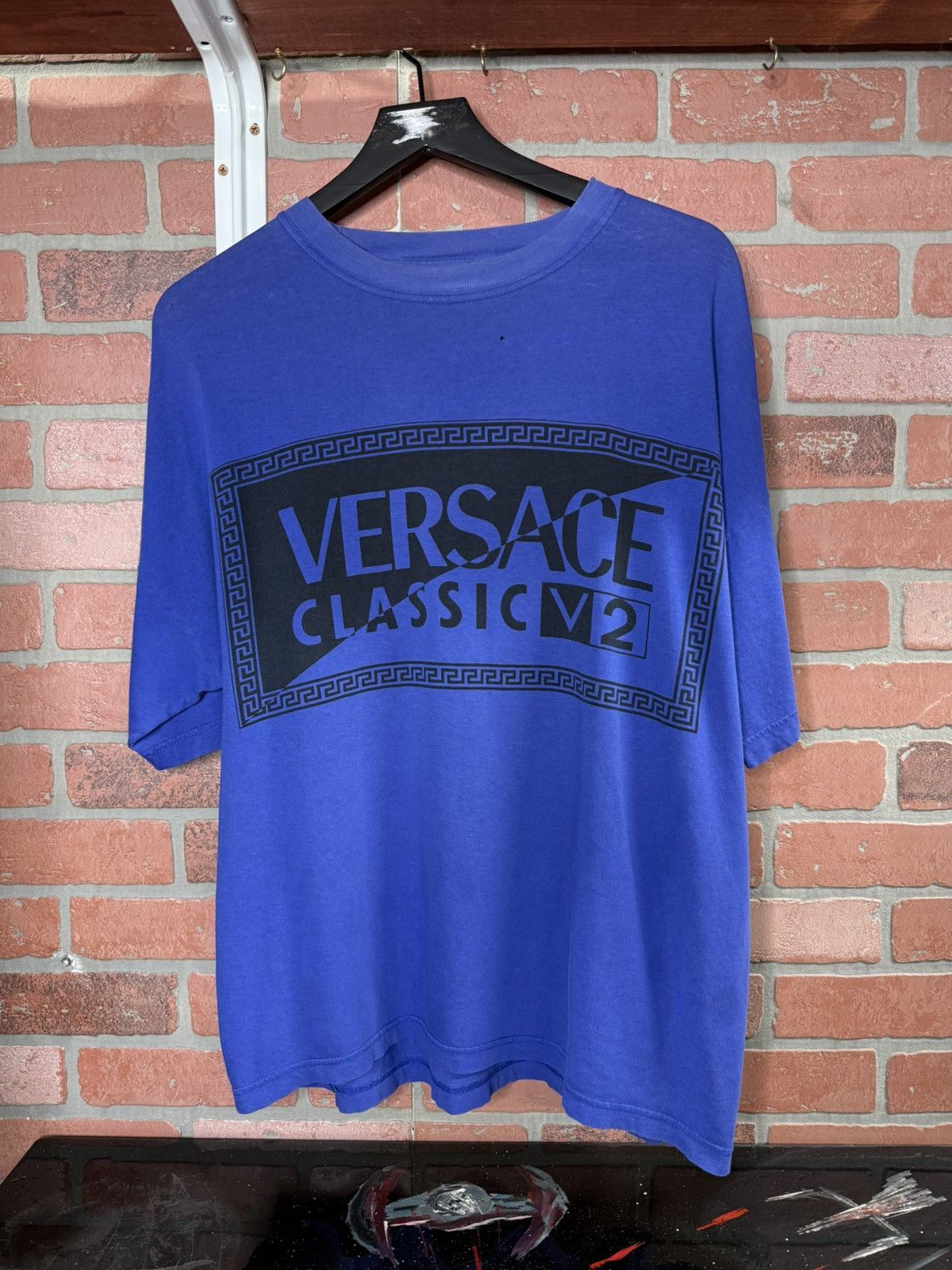 Versace Versace Spellout T-Shirt Vtg Monogram Tee Preowned Large Size US L / EU 52-54 / 3 - 6 Thumbnail