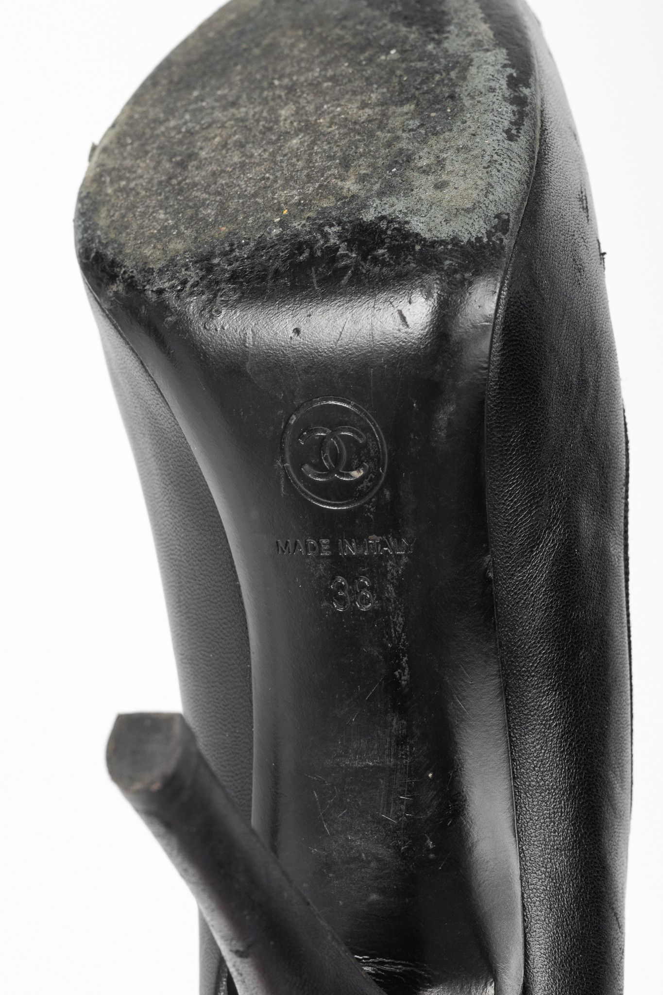 Chanel Chanel Black Leather CC-Cap-Toe Bow Pumps Size US 5.5 / IT 35.5 - 5 Thumbnail