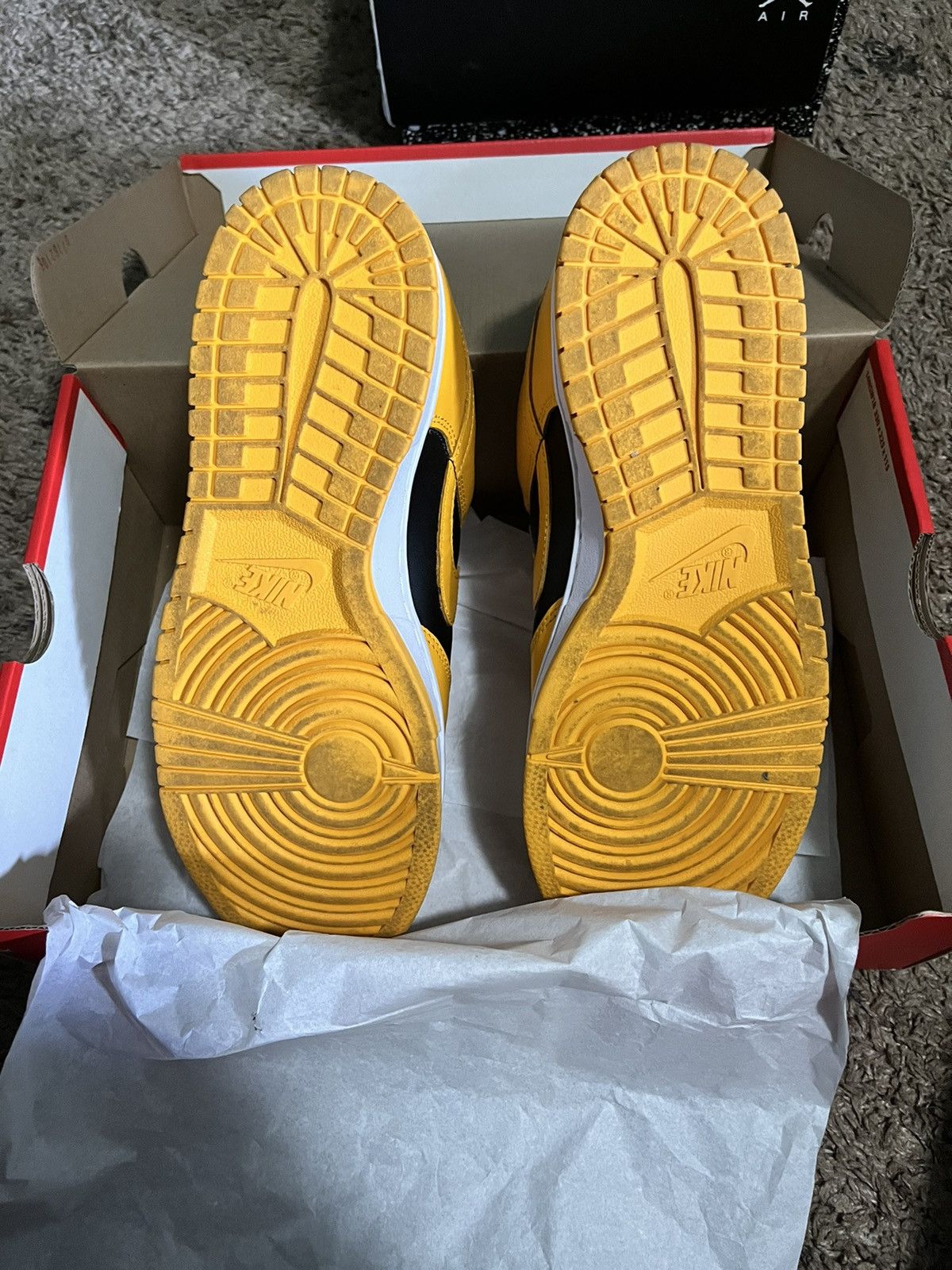 Nike Nike Dunk Low Goldenrod Size US 10 / EU 43 - 5 Thumbnail