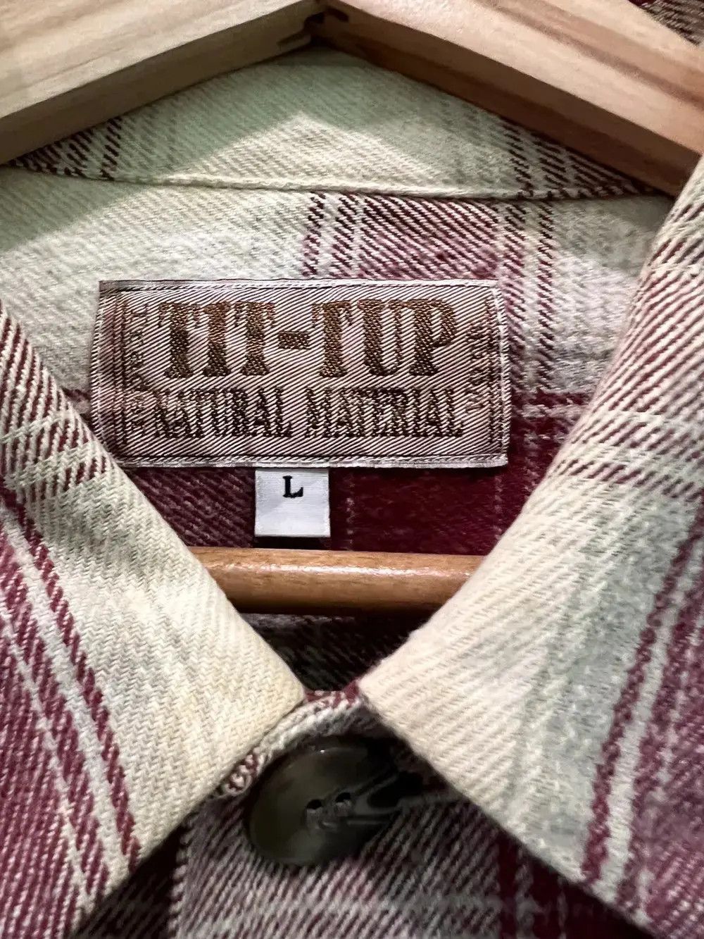 Vintage Japanese Brand Tit-Tup Plaid Tartan Flannel Shirt Size US XL / EU 56 / 4 - 4 Thumbnail