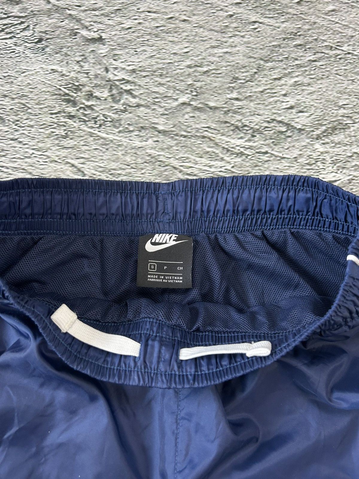 Nike × Vintage Nike track suit vintage navy pants windbreaker small logo Size US S / EU 44-46 / 1 - 10 Thumbnail