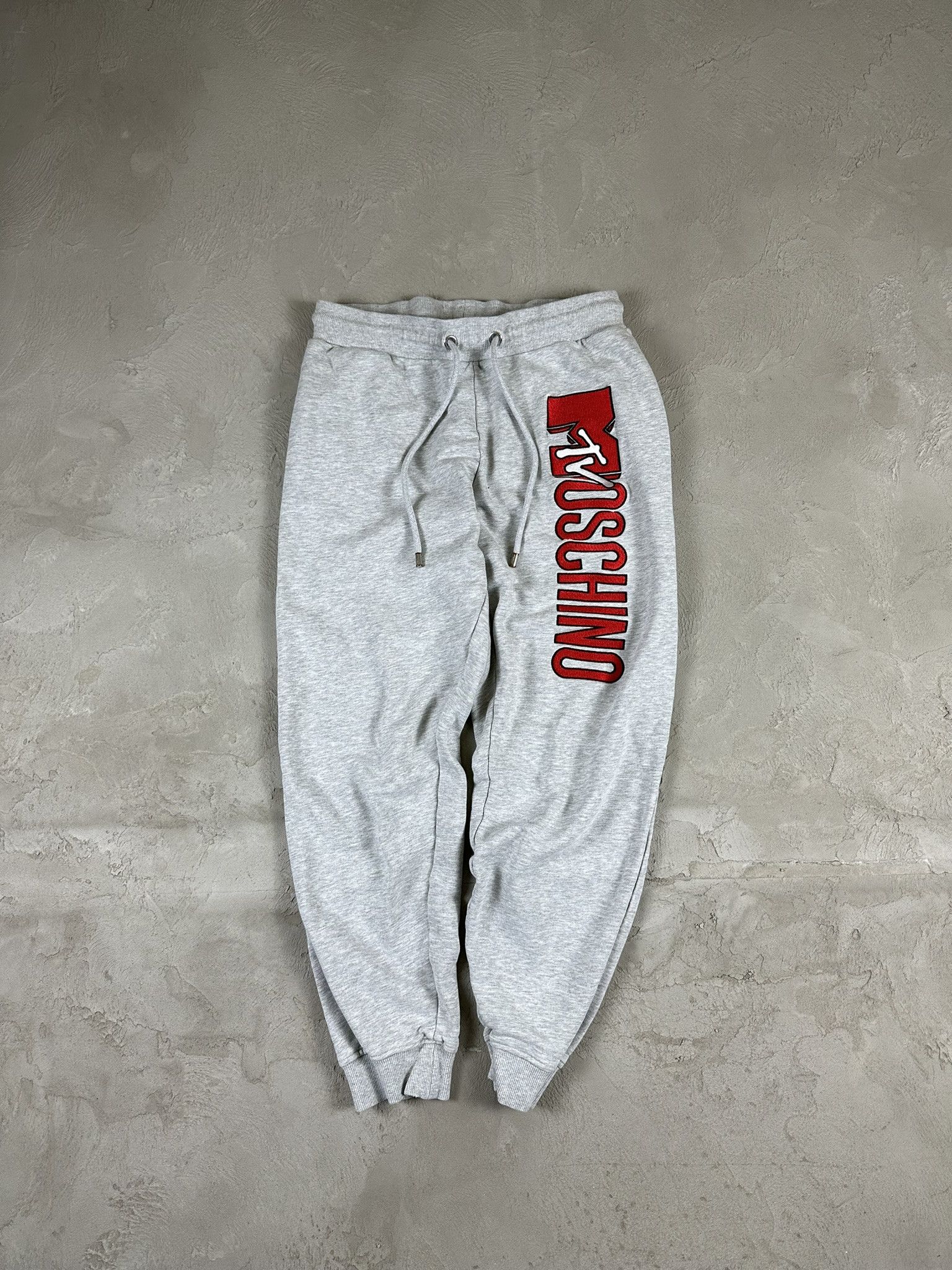 H&M × Moschino Moschino x H&M x MTV Big Logo Sweatpants Size US 30 / EU 46 - 1 Thumbnail