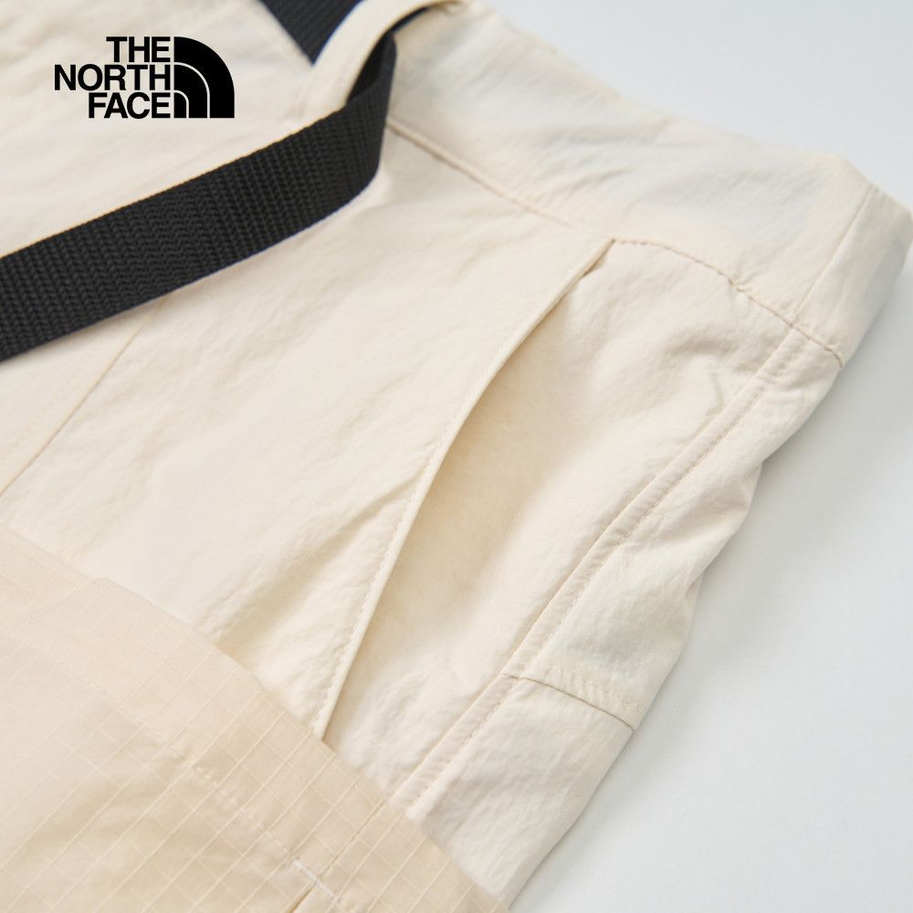 The North Face Urban Exploration FABRIC MIX POCKET UNISEX SHORTS Size US 32 / EU 48 - 6 Thumbnail