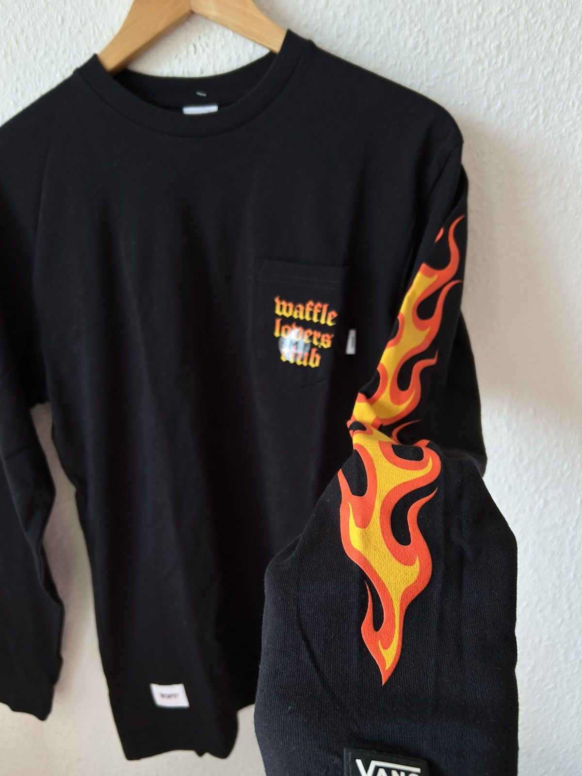 WTAPS✖️VANS FLAME/TeeブラックファイヤーパターンプリントロンT Vans × Wtaps Wtaps x Vans flame long sleeve tee | Grailed