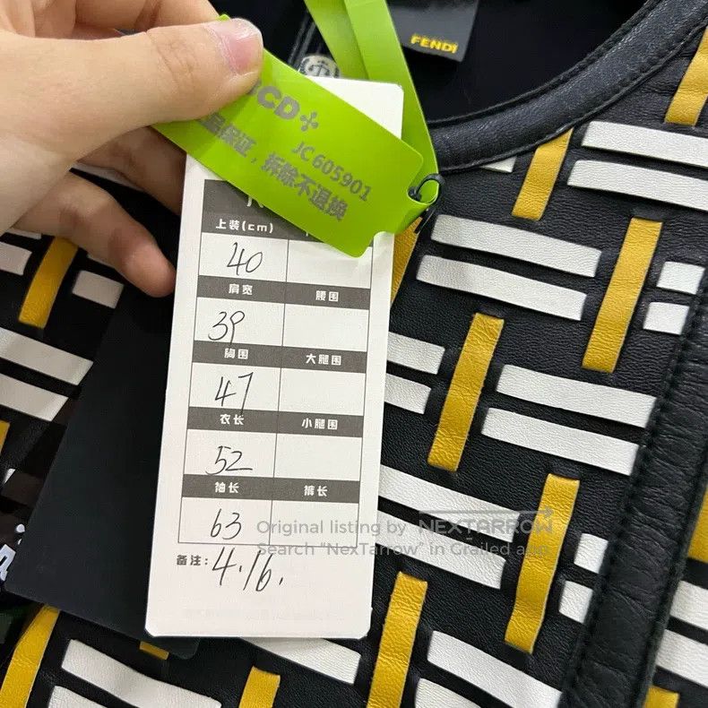 Fendi Fendi Geometric Pattern Printed Patchwork Leather Jacket Size XS / US 0-2 / IT 36-38 - 3 Thumbnail