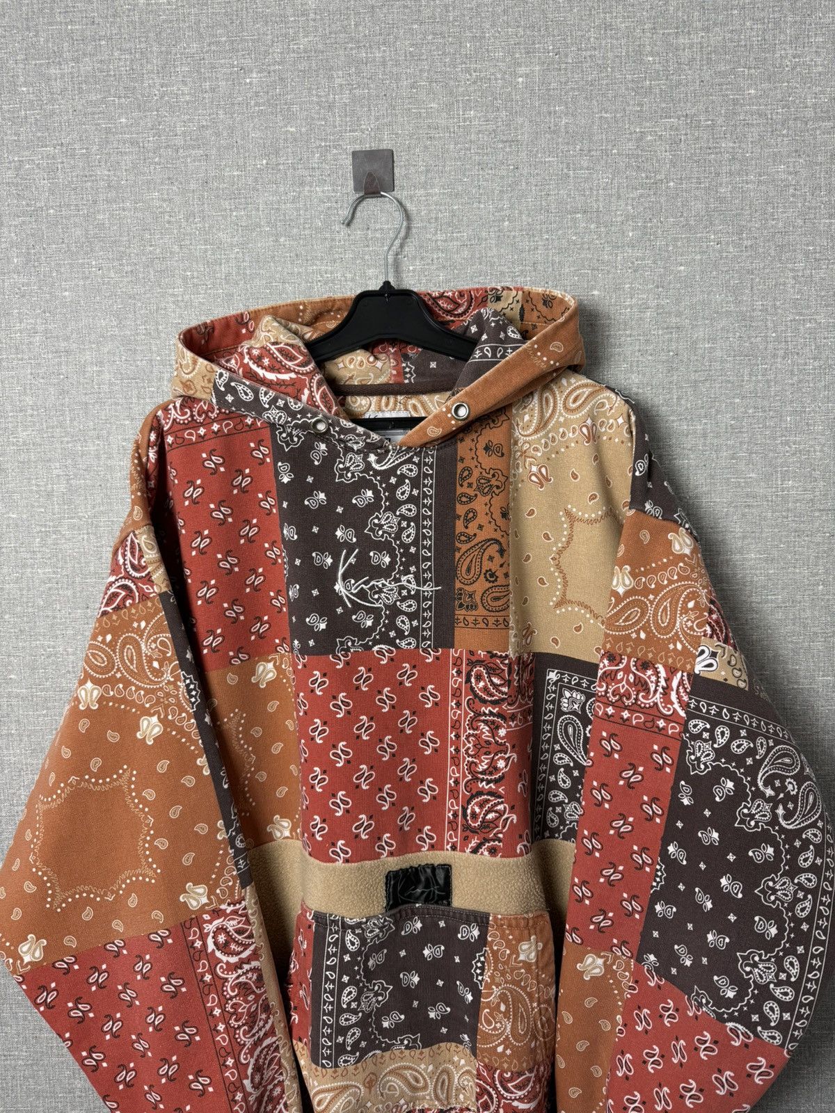 Karl Kani Karl Kani Patchwork Bandana Hoodie Center Logo Fleece Detail Size US M / EU 48-50 / 2 - 2 Thumbnail