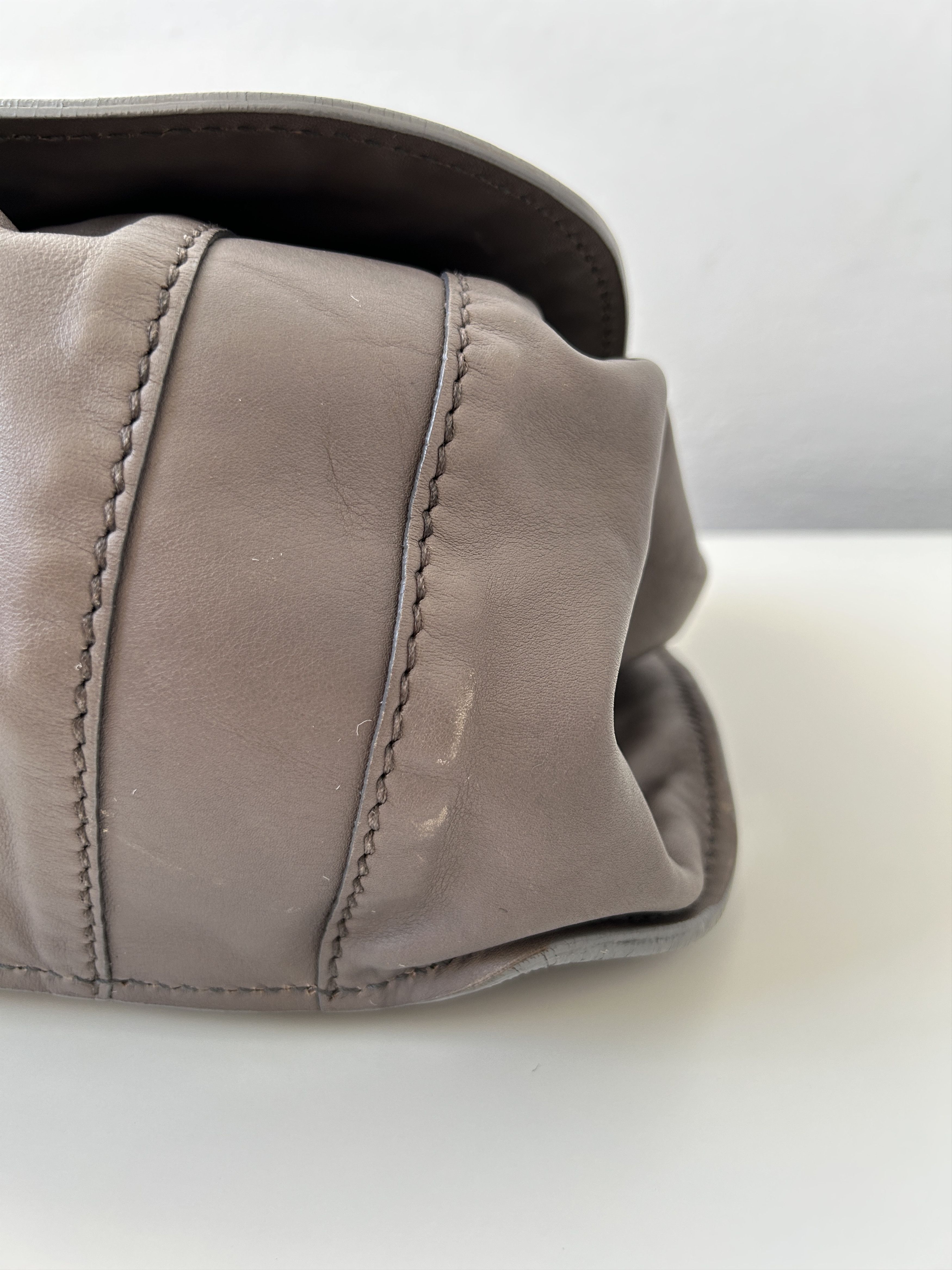 Dolce & Gabbana D&G Natalia leather drawstring hobo handbag Size ONE SIZE - 11 Thumbnail
