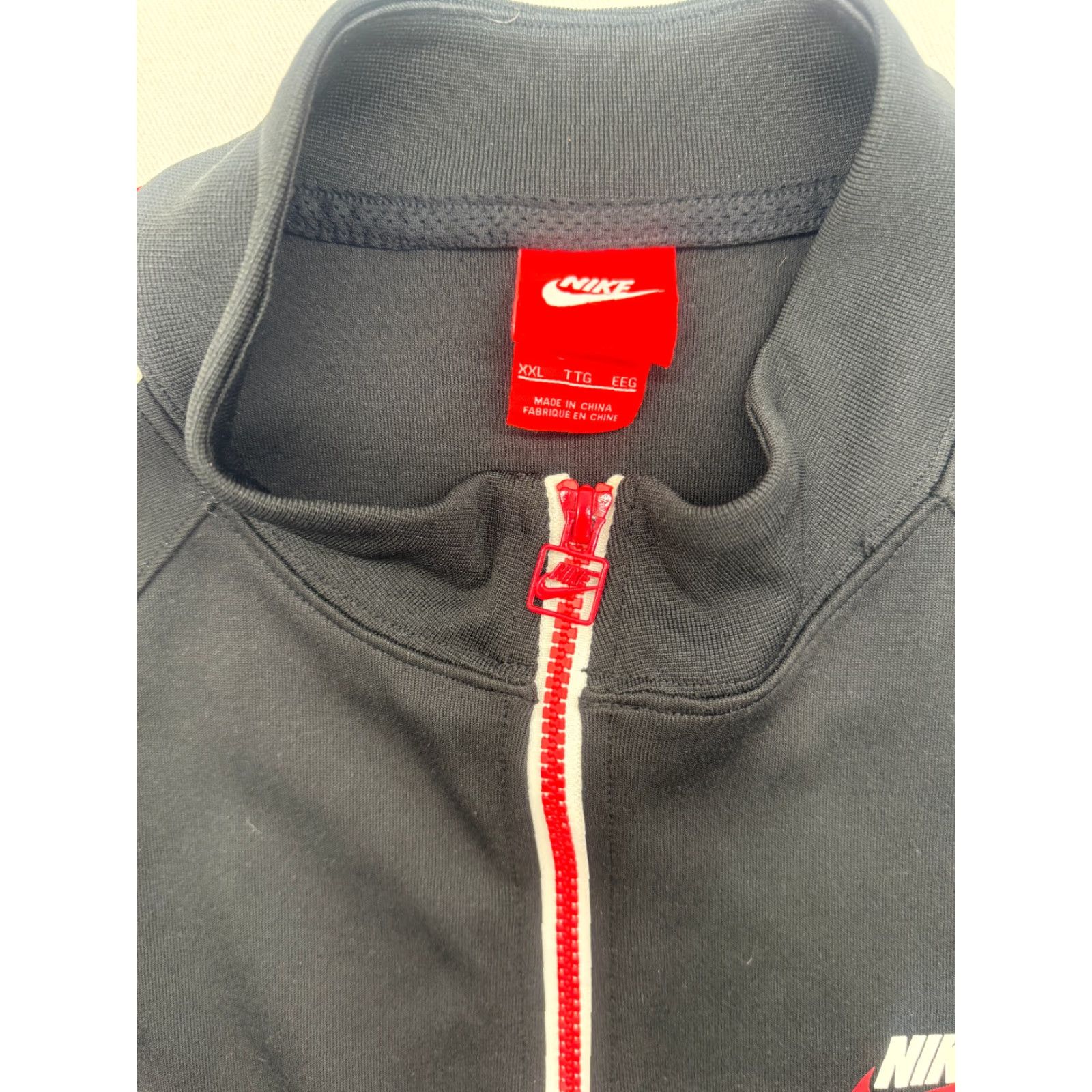Nike Nike Track Jacket Shirt Men 2XL Black Sportswear Taped Side Stripe AJ2681-010 Size US XXL / EU 58 / 5 - 2 Thumbnail