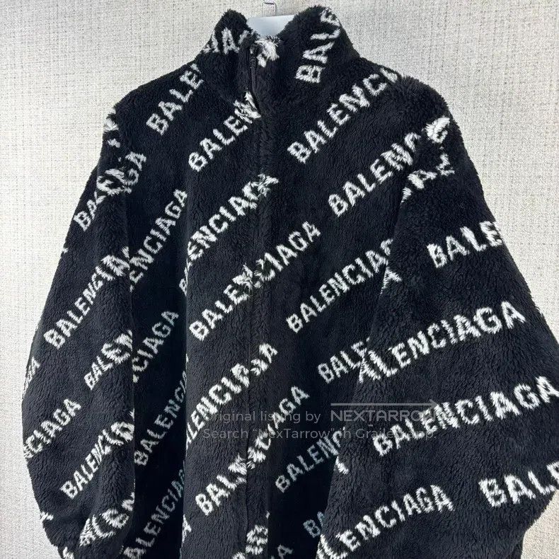 Balenciaga Balenciaga Bullet Screen Logo Full Print Stand Collar Tedd Size M / US 6-8 / IT 42-44 - 2 Thumbnail