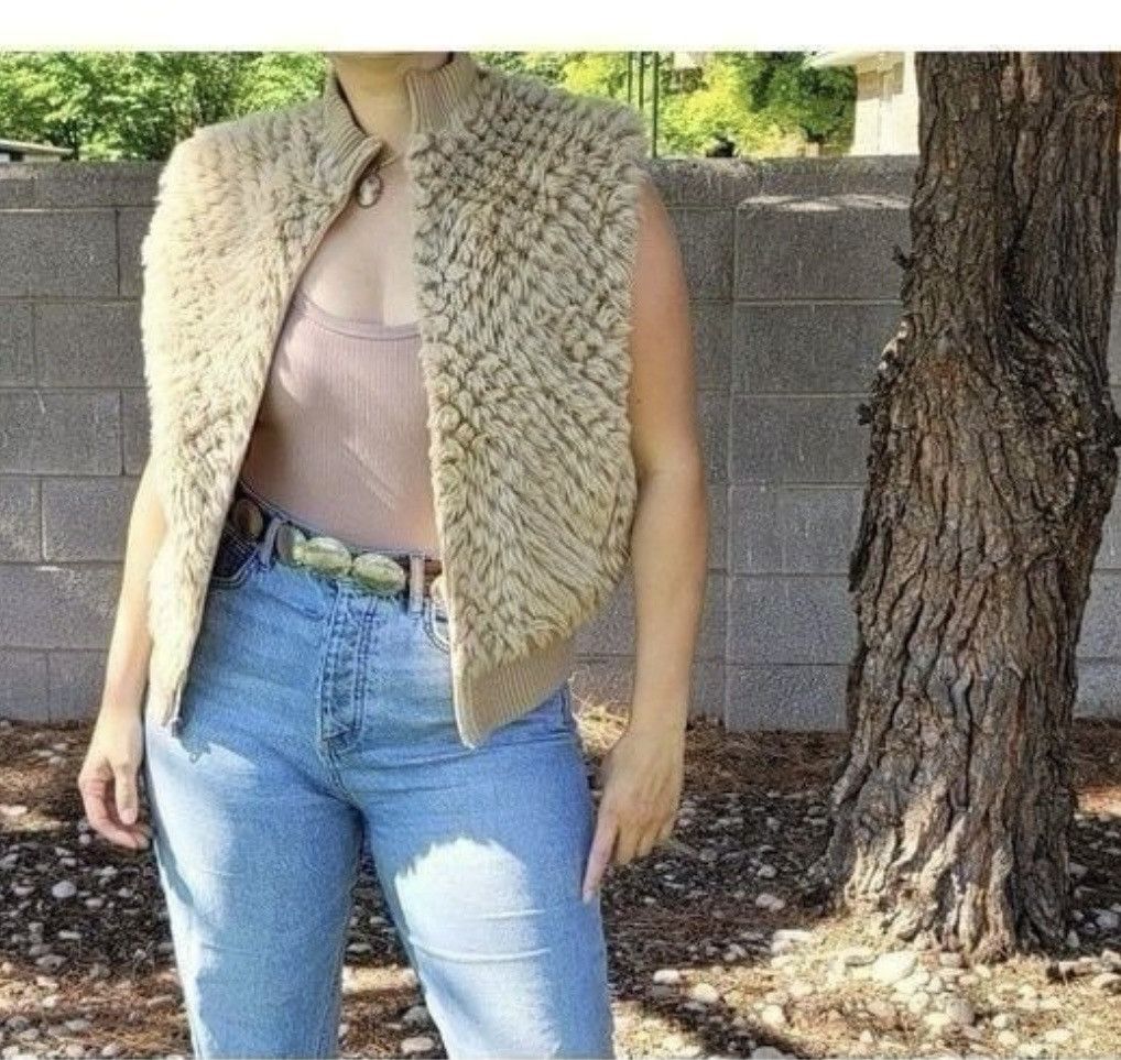Other Vintage furry vest sweater Betmar medium sandy brown retro Size M / US 6-8 / IT 42-44 - 1 Thumbnail