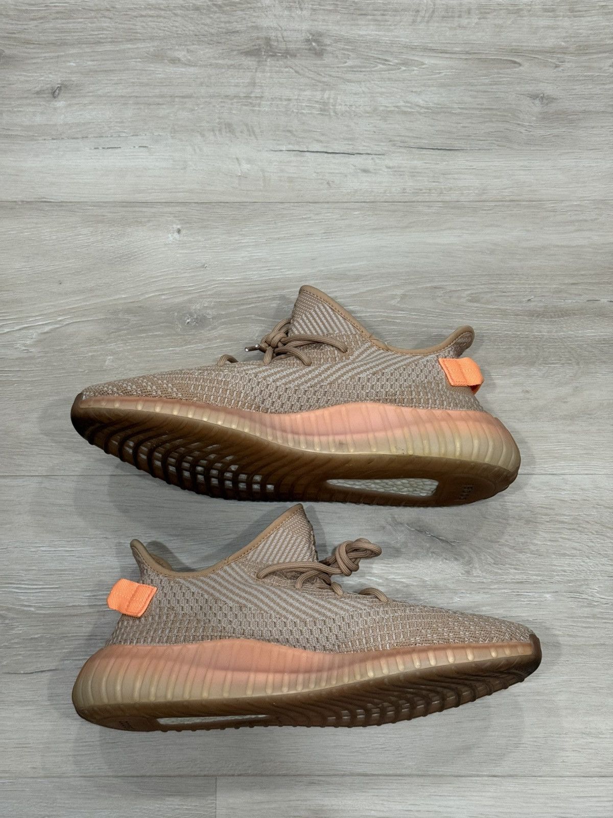 Adidas Yeezy 350 v2 Clay Size US 13 / EU 46 - 8 Thumbnail